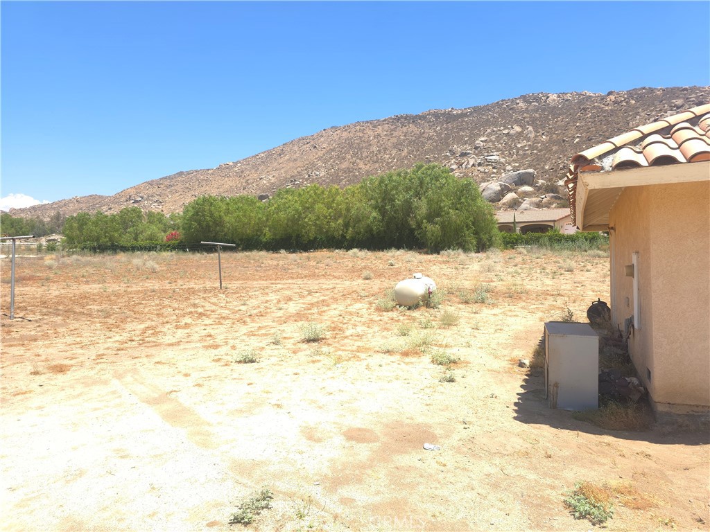 Hemet, California, 92545, United States, 4 Bedrooms Bedrooms, ,3 BathroomsBathrooms,Residential,For Sale,1915367
