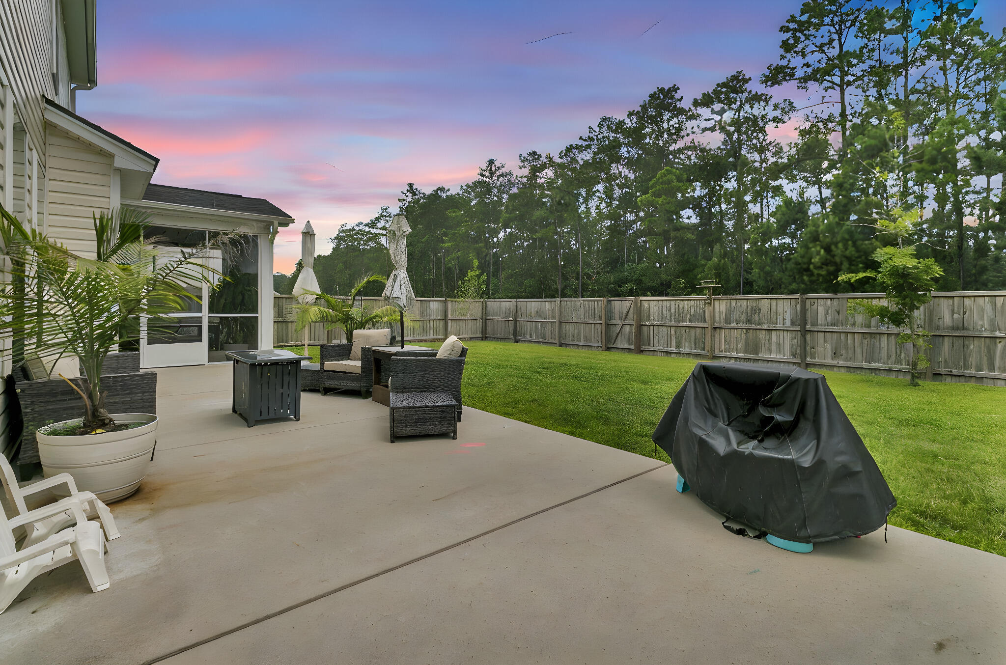 Summerville, South Carolina, 29486, United States, 4 Bedrooms Bedrooms, ,4 BathroomsBathrooms,Residential,For Sale,2005270