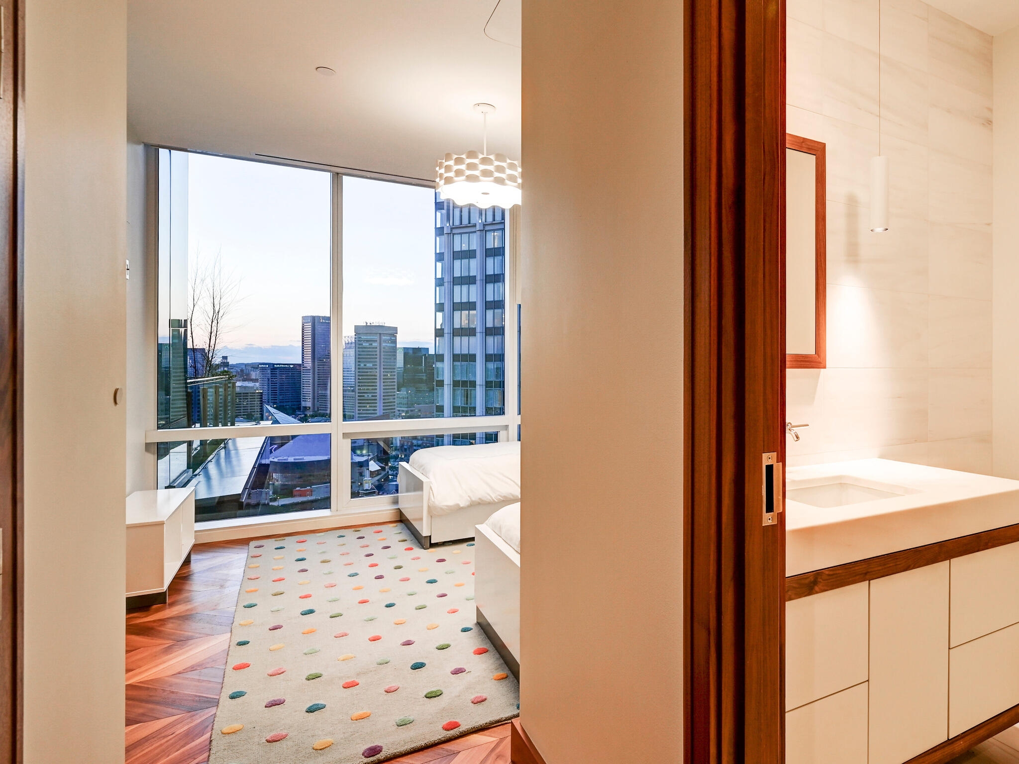  Four Seasons Private Residences - 物件實景