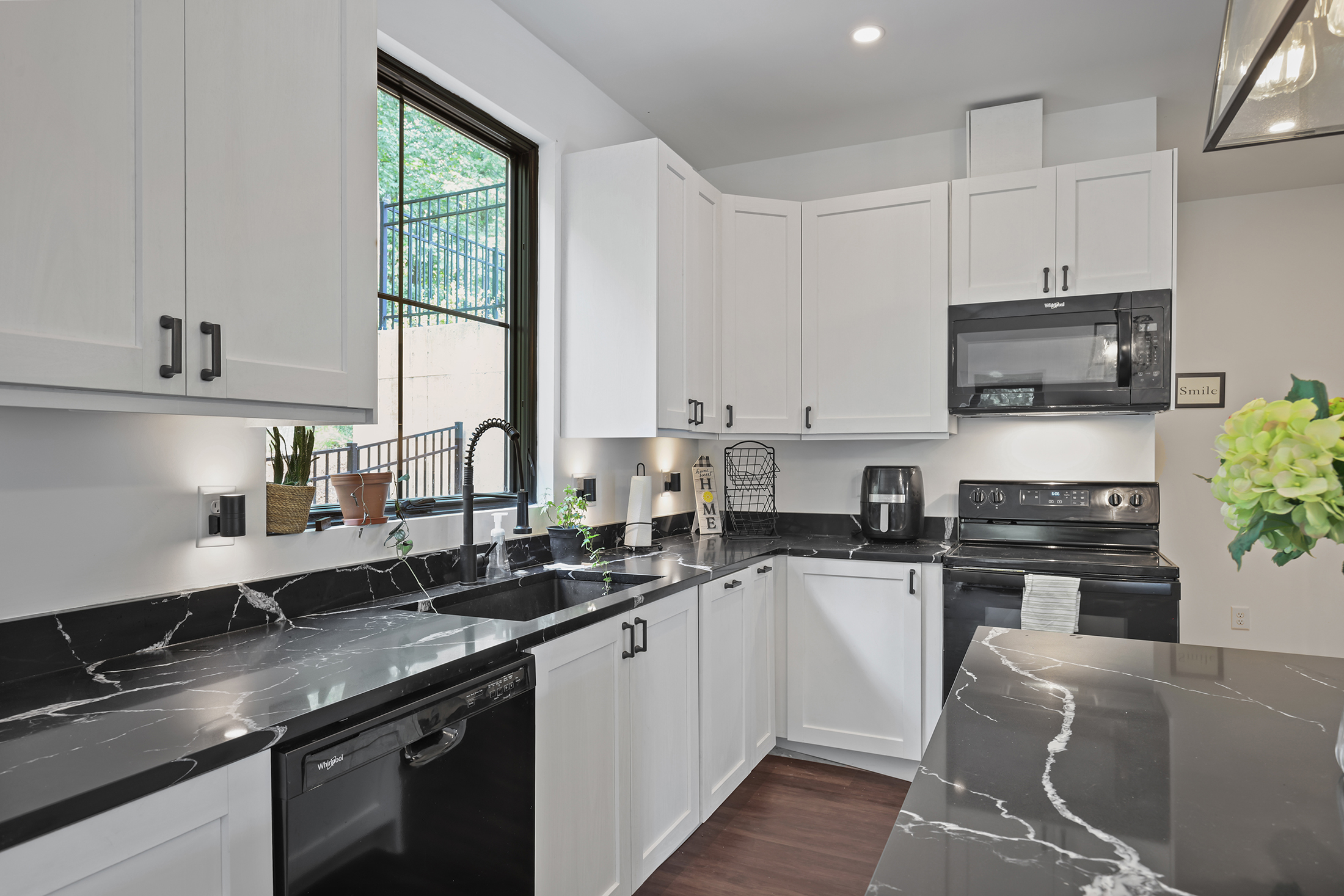  Private Estate with Resort-Style Living & Kennesaw Mountain Views - 物件實景