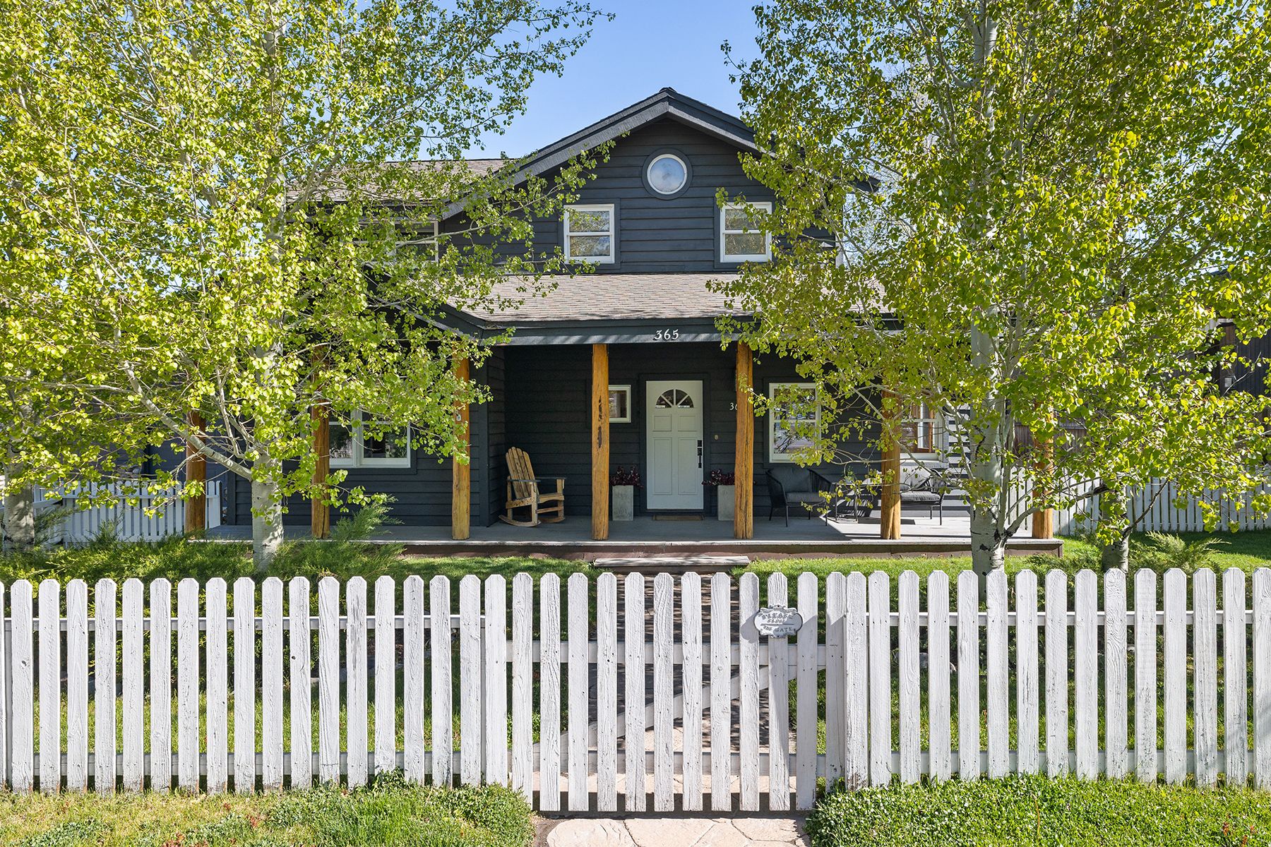 Home in the Gill Addition - 物件實景