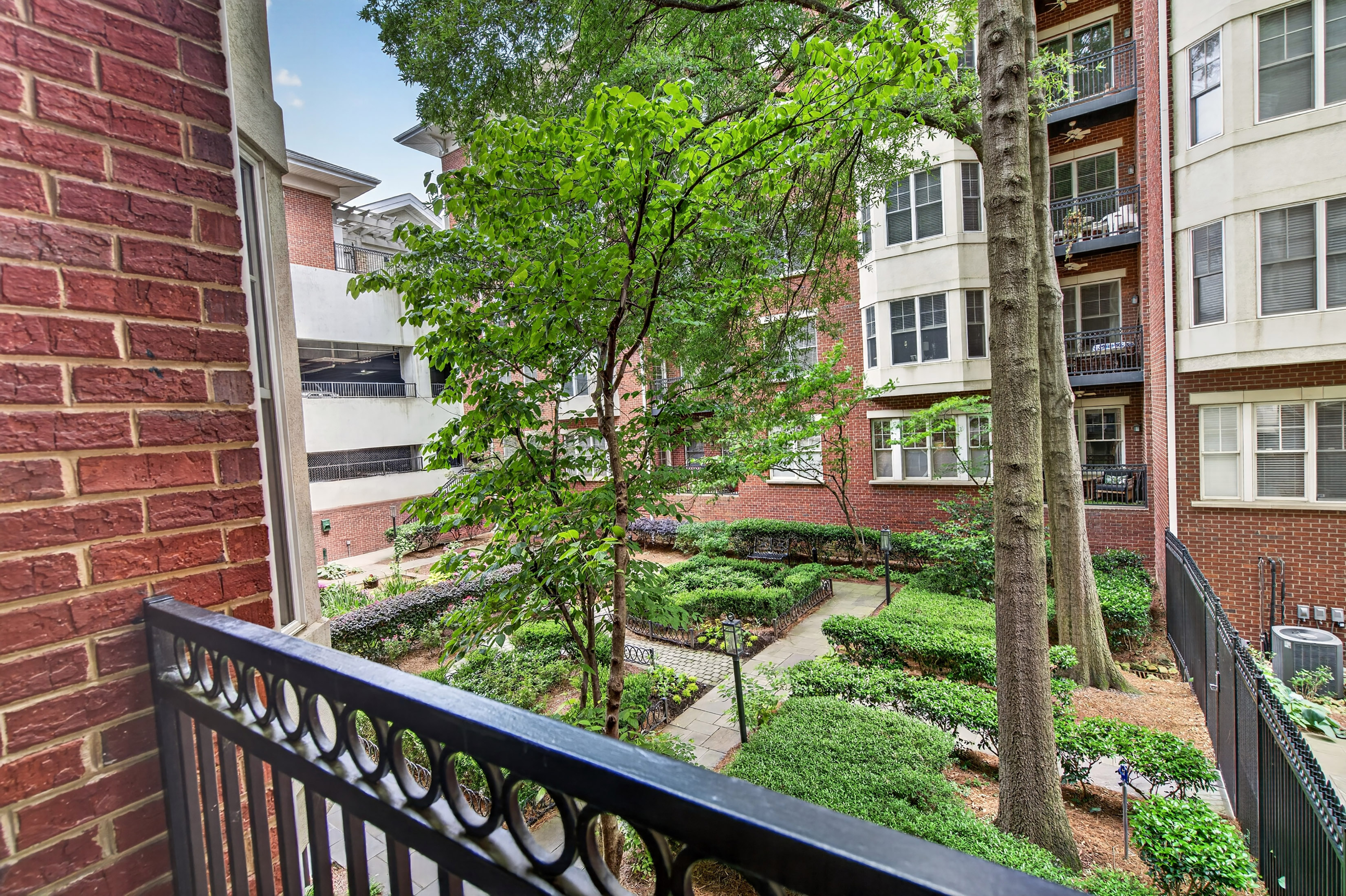  Elevated Living in the Heart of Midtown - 物件實景