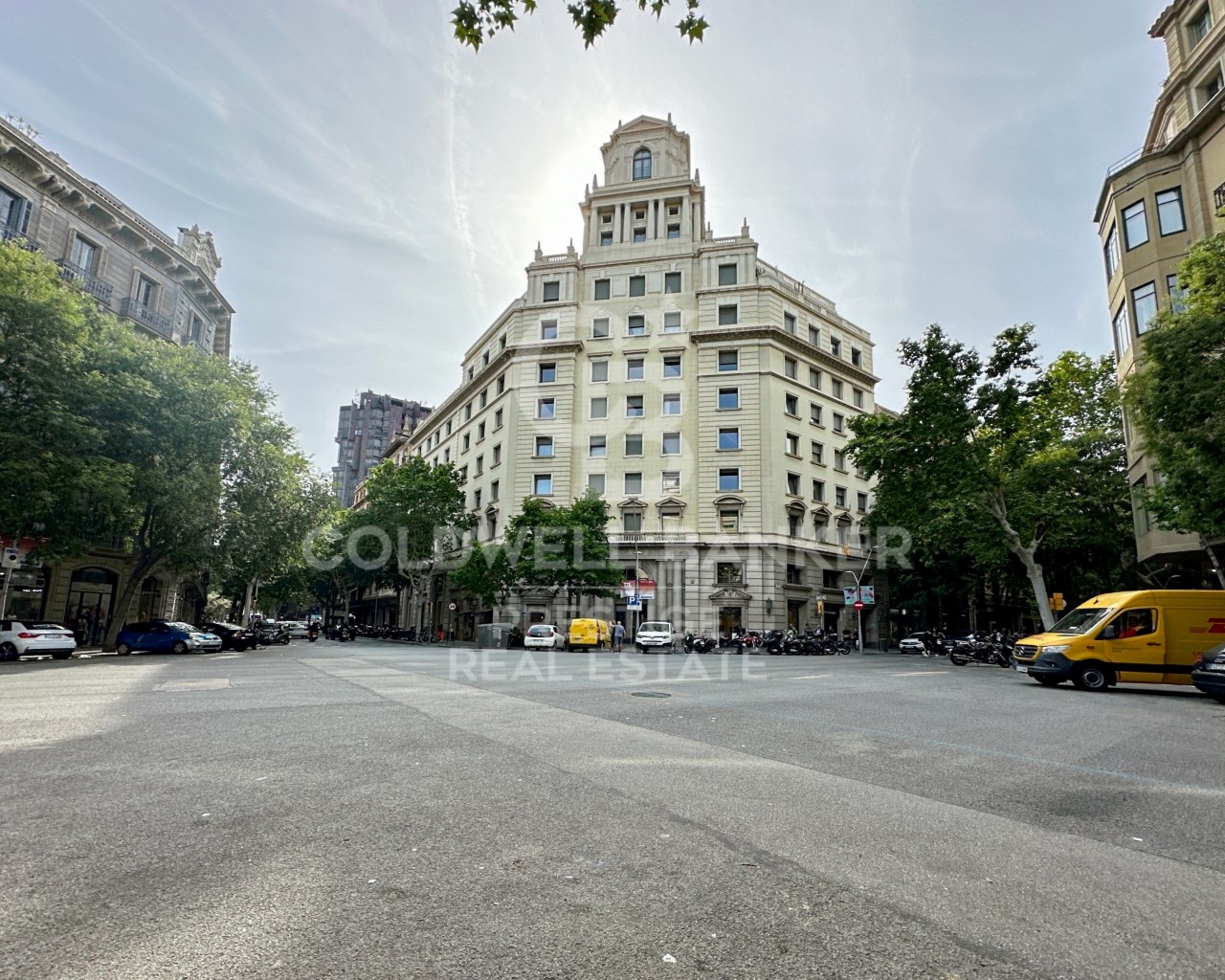 Barcelona, Catalonia, ES, 4 Bedrooms Bedrooms, ,3 BathroomsBathrooms,Residential,For Sale,1526005