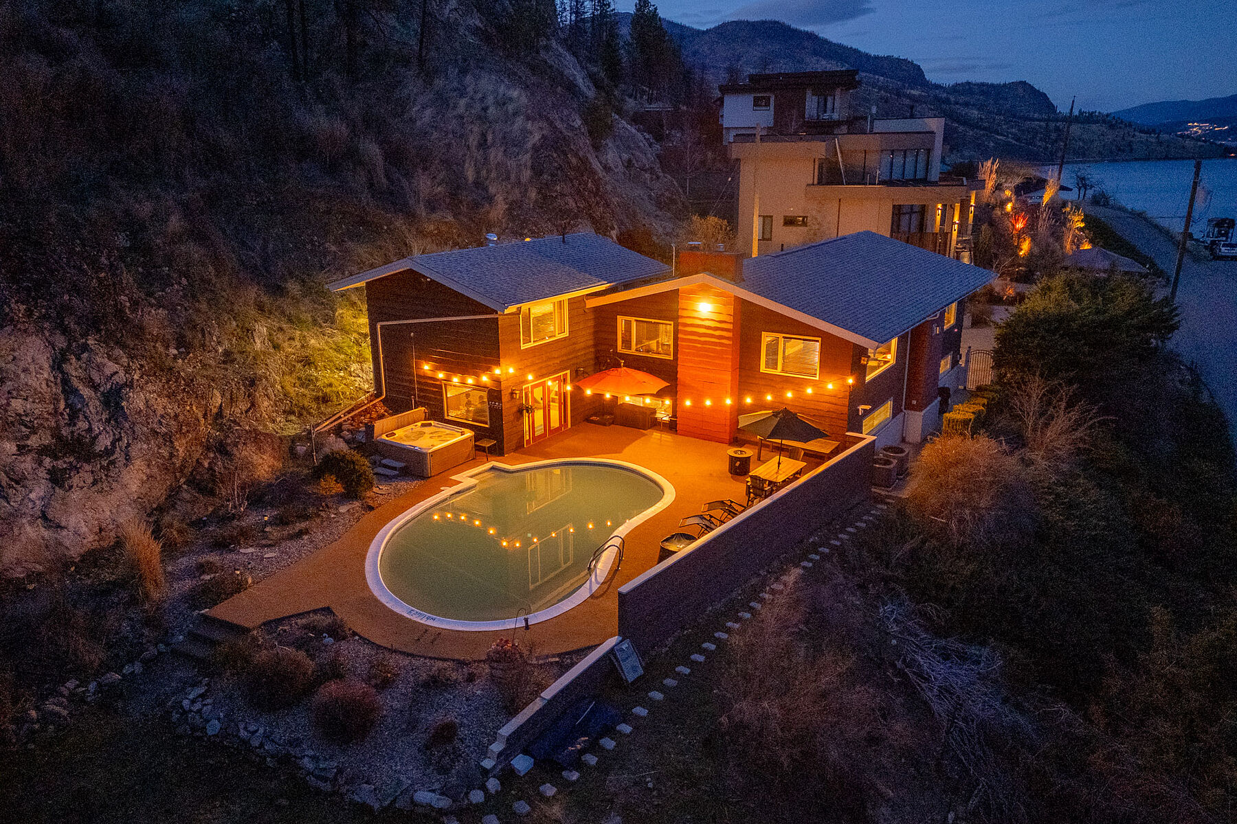  Timeless Design with a Pool - 物件實景