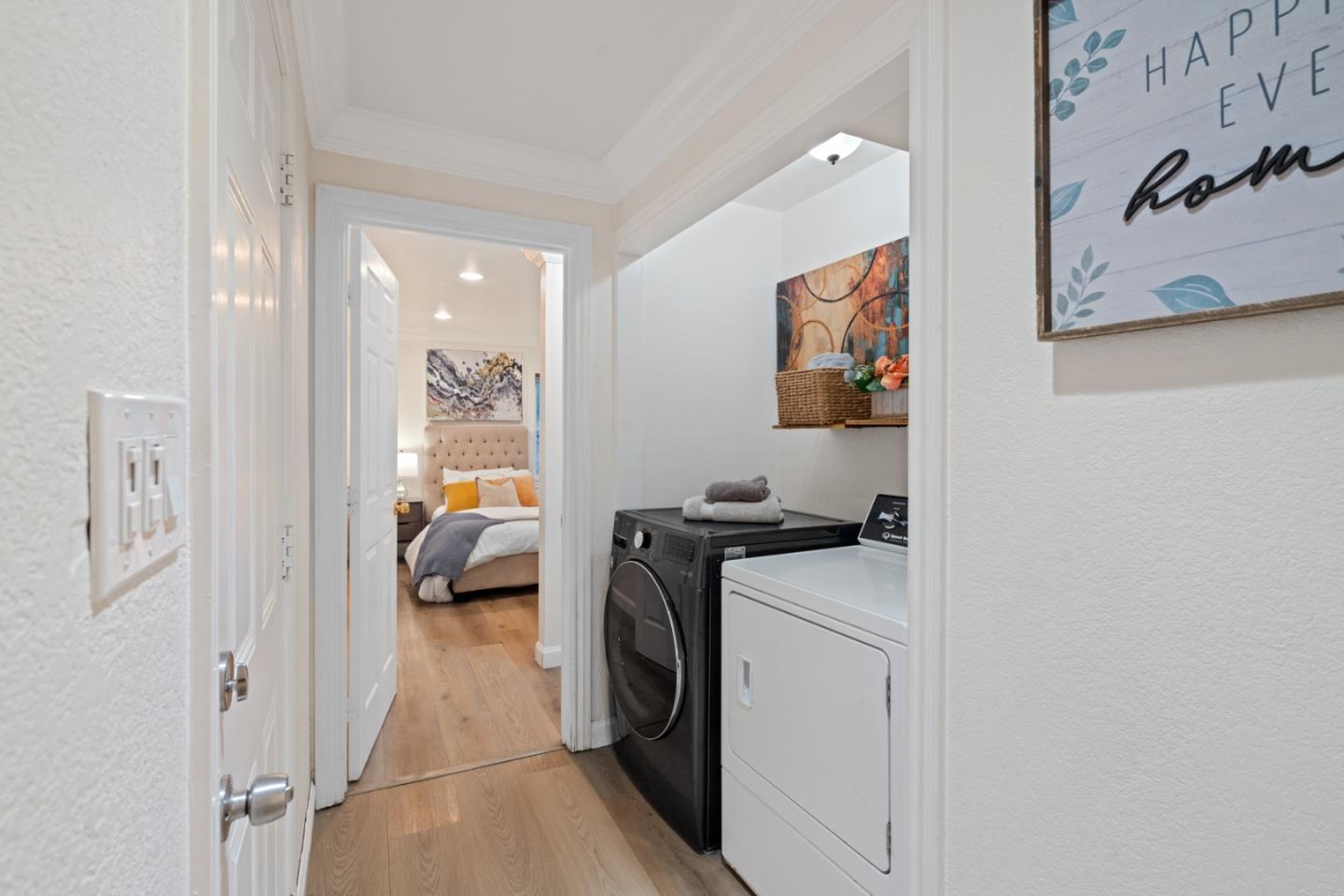 Pacifica, California, 94044, United States, 4 Bedrooms Bedrooms, ,5 BathroomsBathrooms,Residential,For Sale,1988346