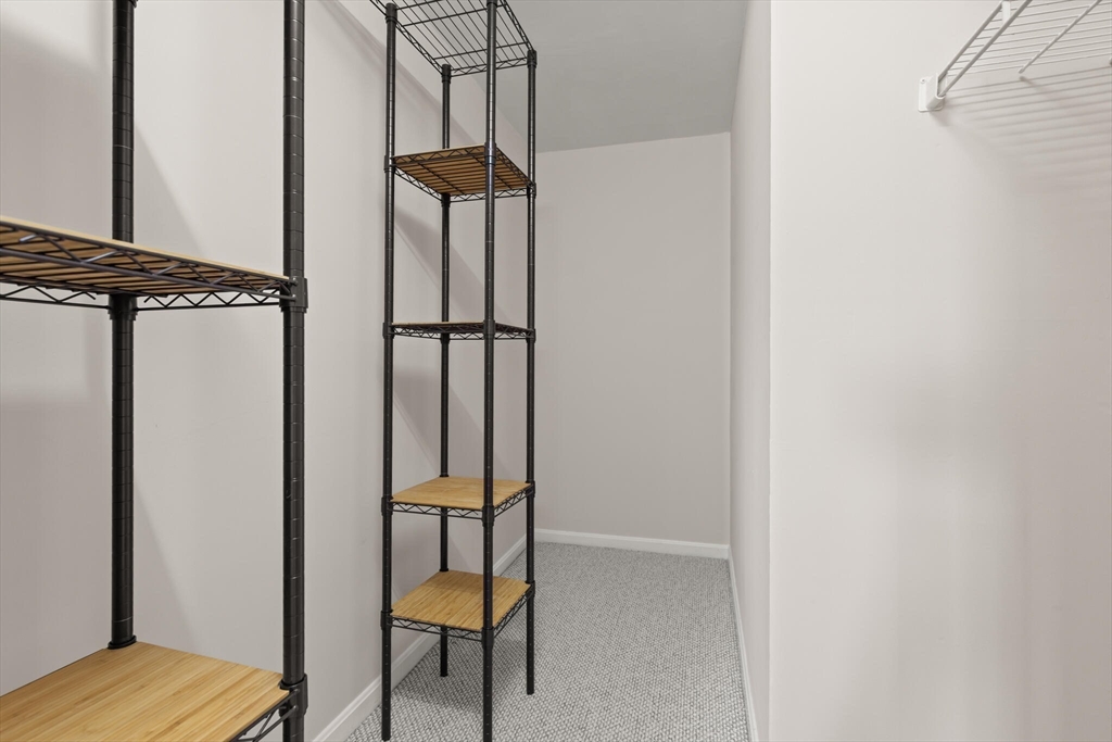 Medford, Massachusetts, 02155, United States, 2 Bedrooms Bedrooms, ,2 BathroomsBathrooms,Residential,For Sale,1934966