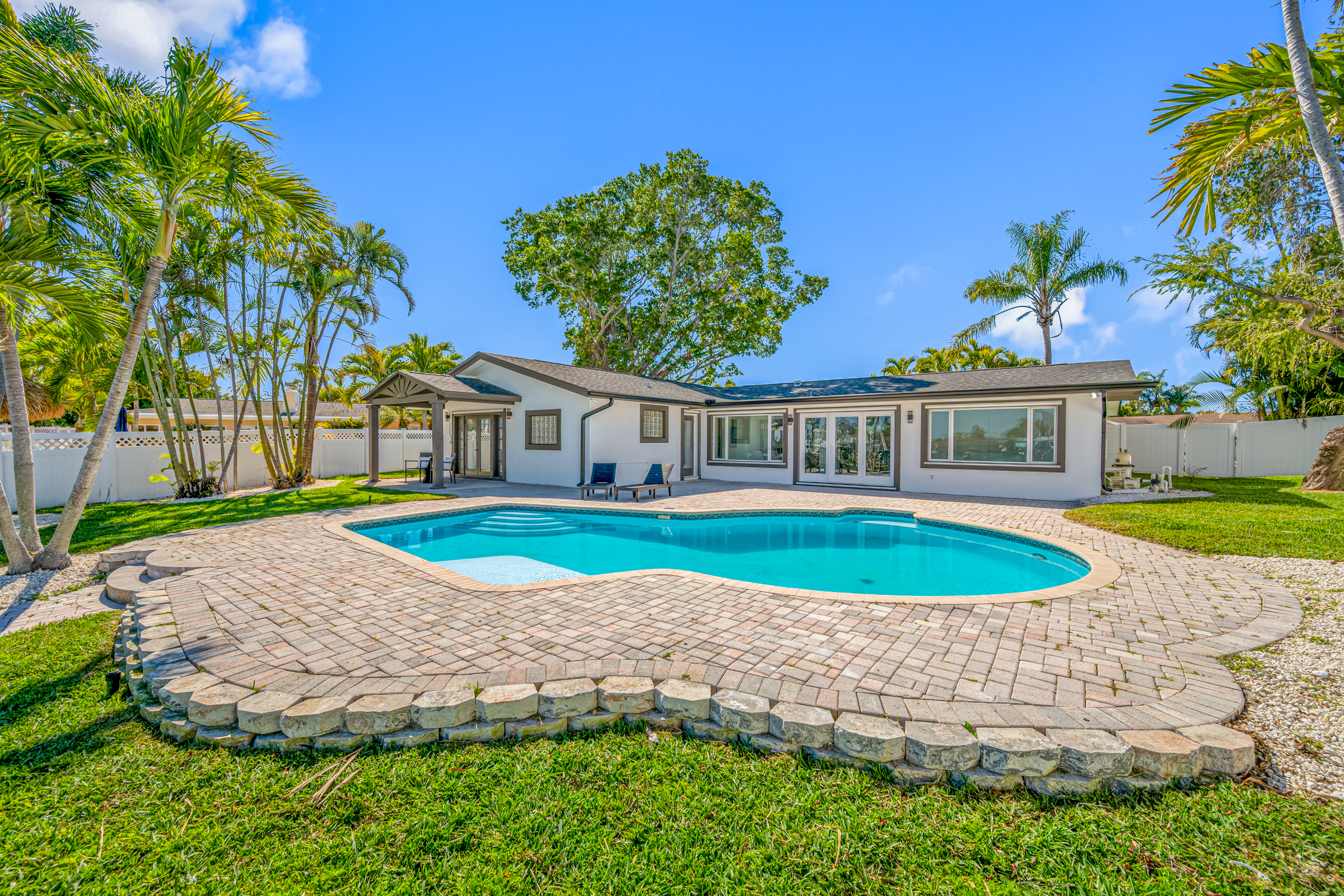 St Petersburg, Florida, 33707, United States, 3 Bedrooms Bedrooms, ,3 BathroomsBathrooms,Residential,For Sale,2017705