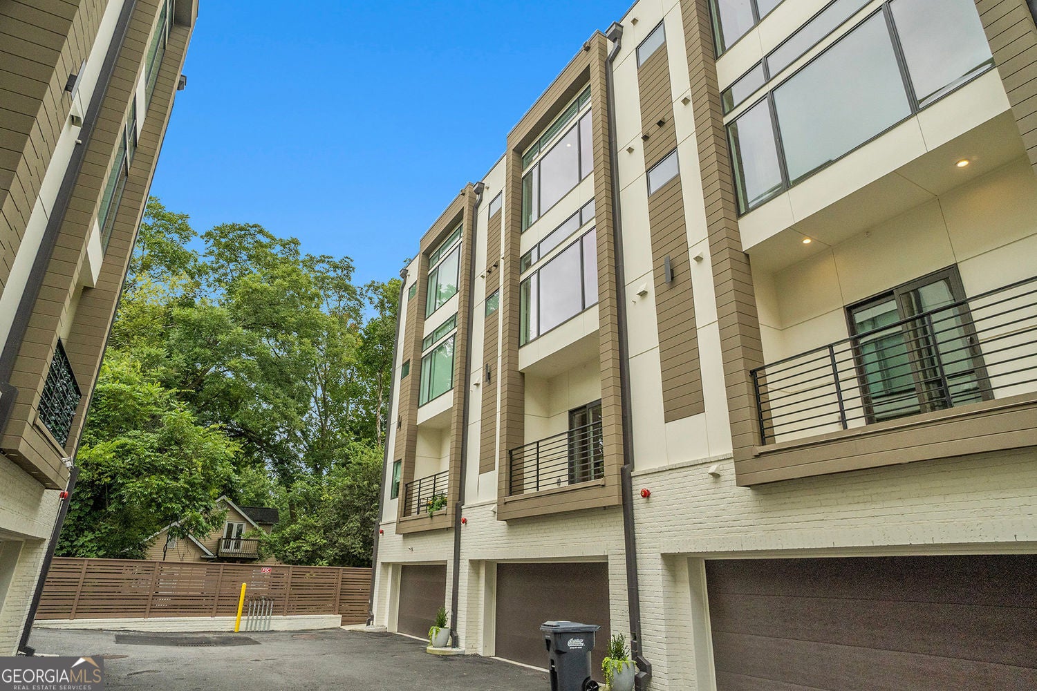 Atlanta, Georgia, 30307, United States, 4 Bedrooms Bedrooms, ,5 BathroomsBathrooms,Residential,For Sale,1927684