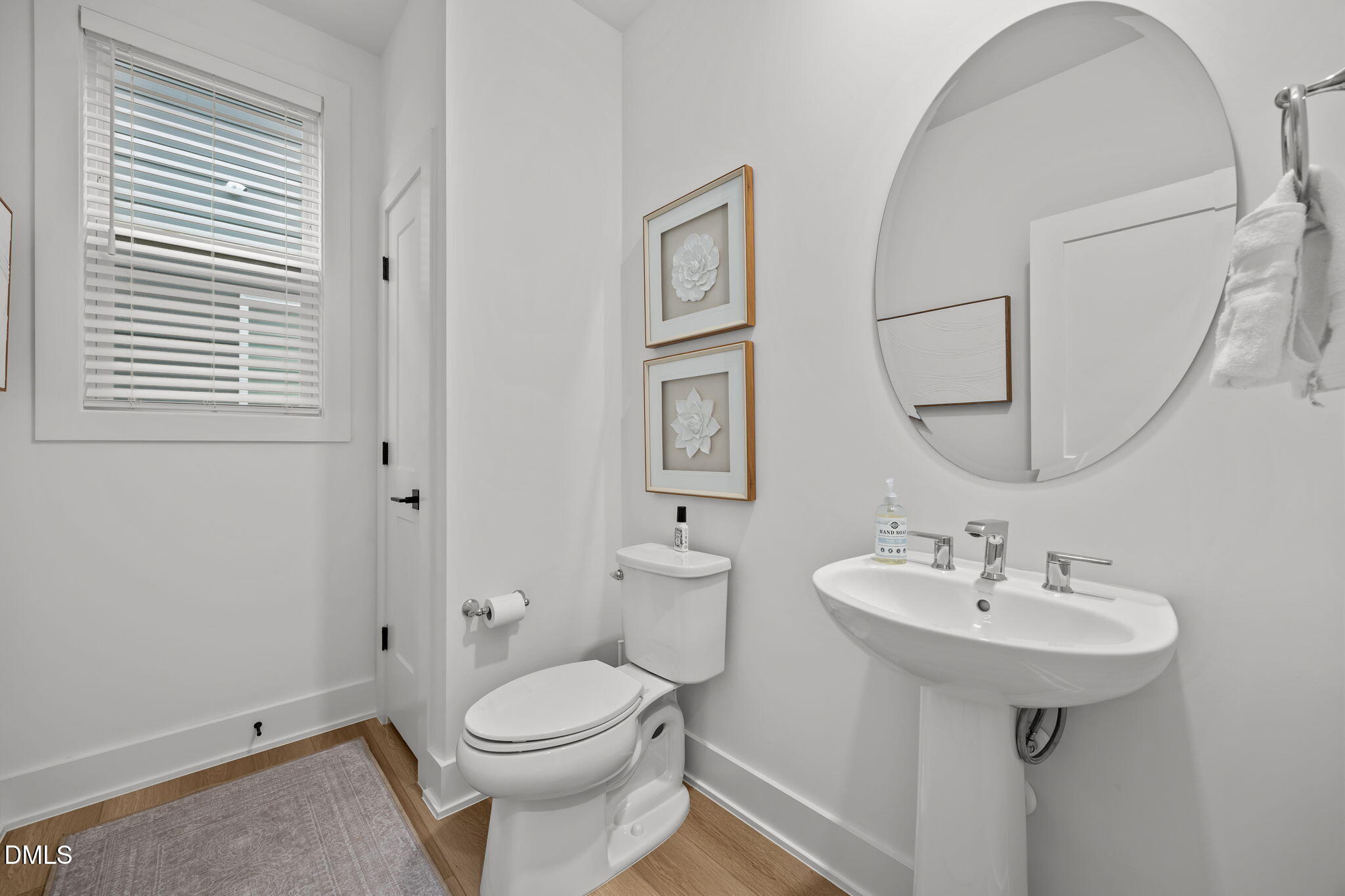 Knightdale, North Carolina, 27545, United States, 4 Bedrooms Bedrooms, ,4 BathroomsBathrooms,Residential,For Sale,1989366