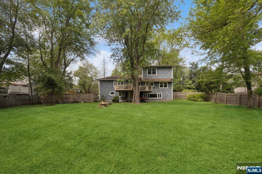 Hillsdale, New Jersey, 07642, United States, 5 Bedrooms Bedrooms, ,3 BathroomsBathrooms,Residential,For Sale,1885332