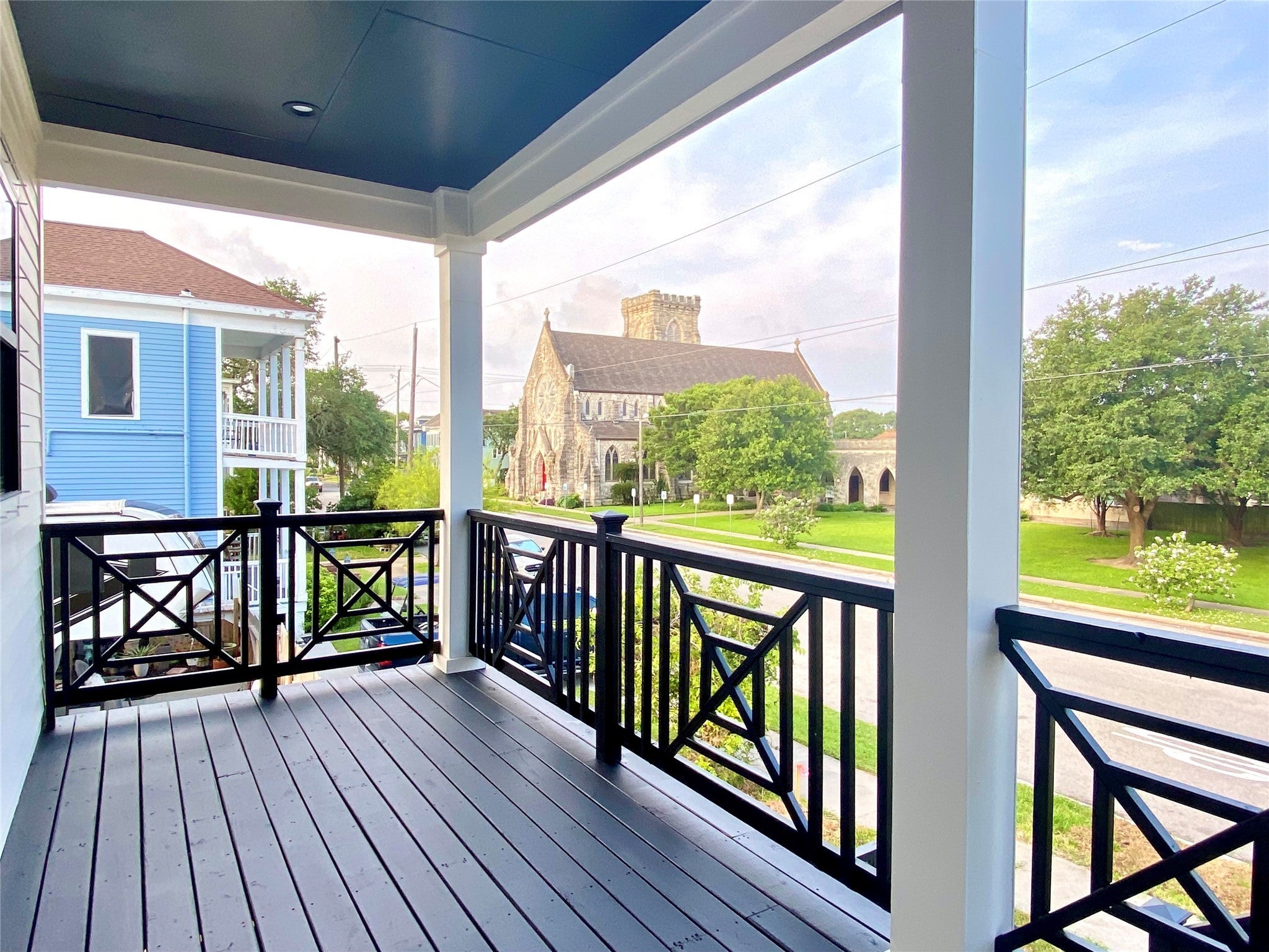 1102 36th Street, Galveston, Texas, 77550, United States, 3 Bedrooms Bedrooms, ,4 BathroomsBathrooms,Residential,For Sale,1102 36th Street,1539890