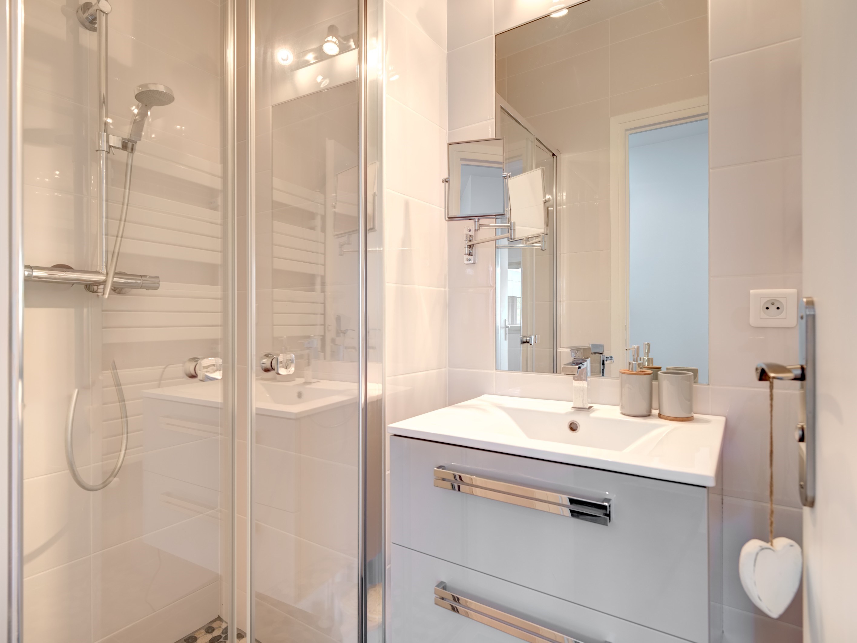  4-room duplex penthouse in Cannes Plages du Midi with terrace and sea view - 物件實景