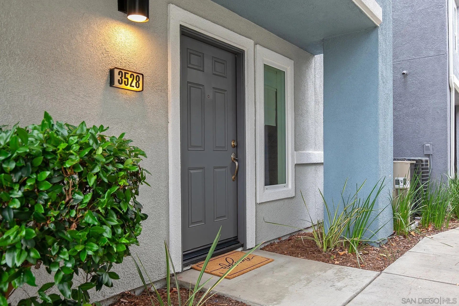San Diego, California, 92106, United States, 2 Bedrooms Bedrooms, ,3 BathroomsBathrooms,Residential,For Sale,1919740