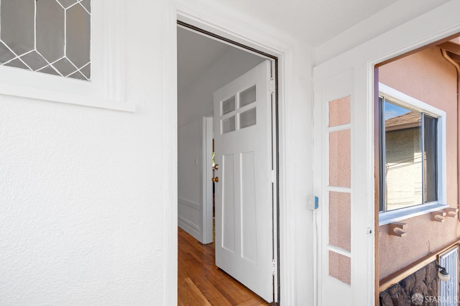 San Francisco, California, 94112, United States, 2 Bedrooms Bedrooms, ,3 BathroomsBathrooms,Residential,For Sale,1933594