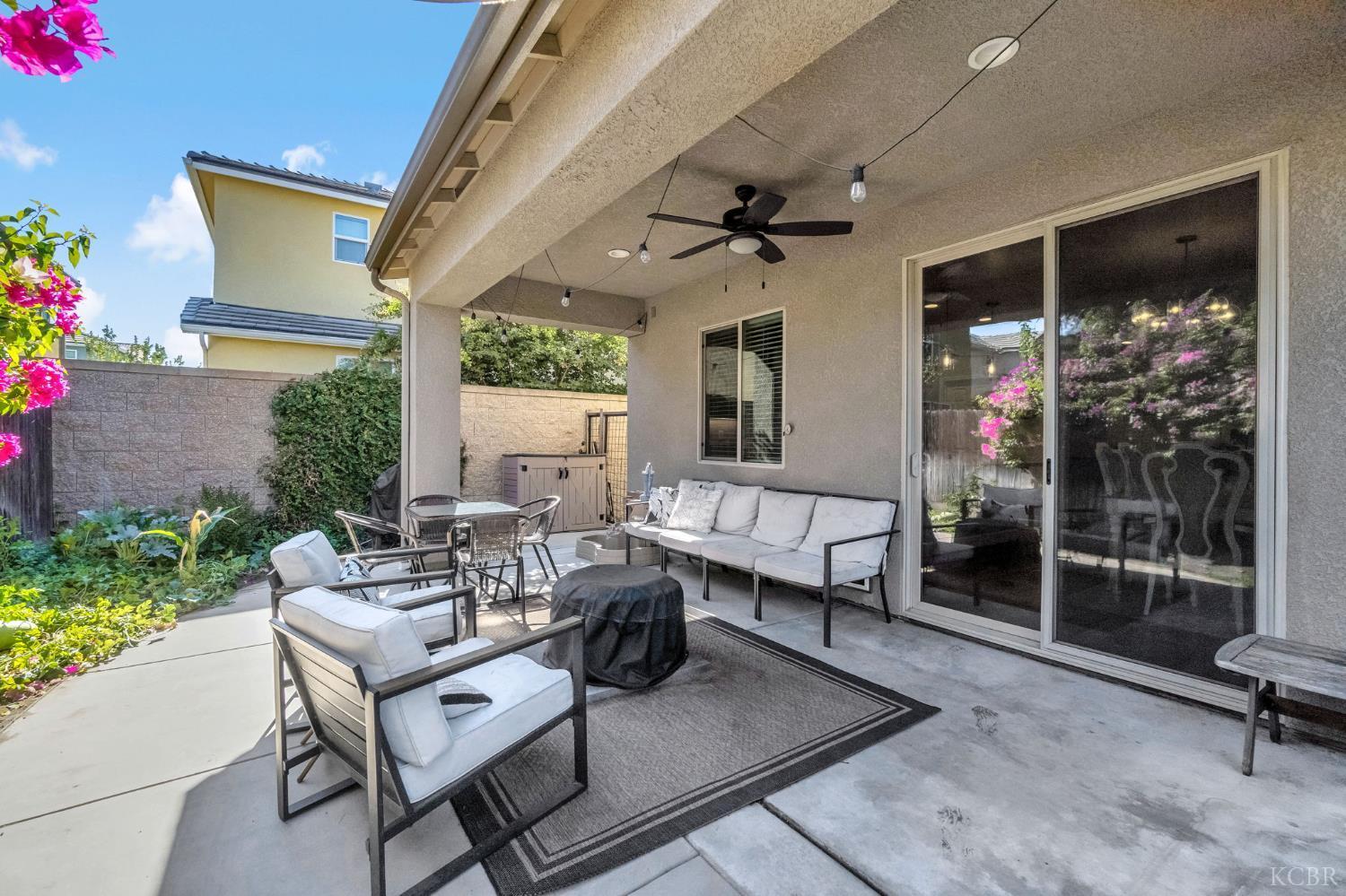 Clovis, California, 93619, United States, 3 Bedrooms Bedrooms, ,3 BathroomsBathrooms,Residential,For Sale,1935321
