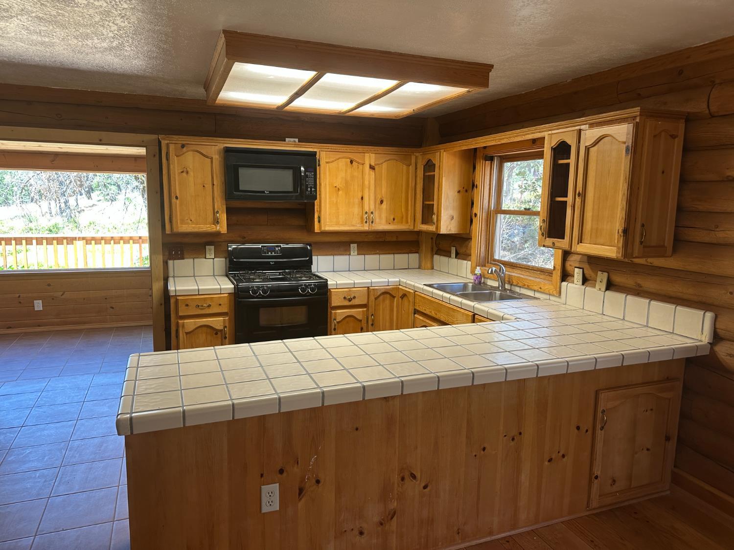 Georgetown, California, 95634, United States, ,Residential,For Sale,1943393