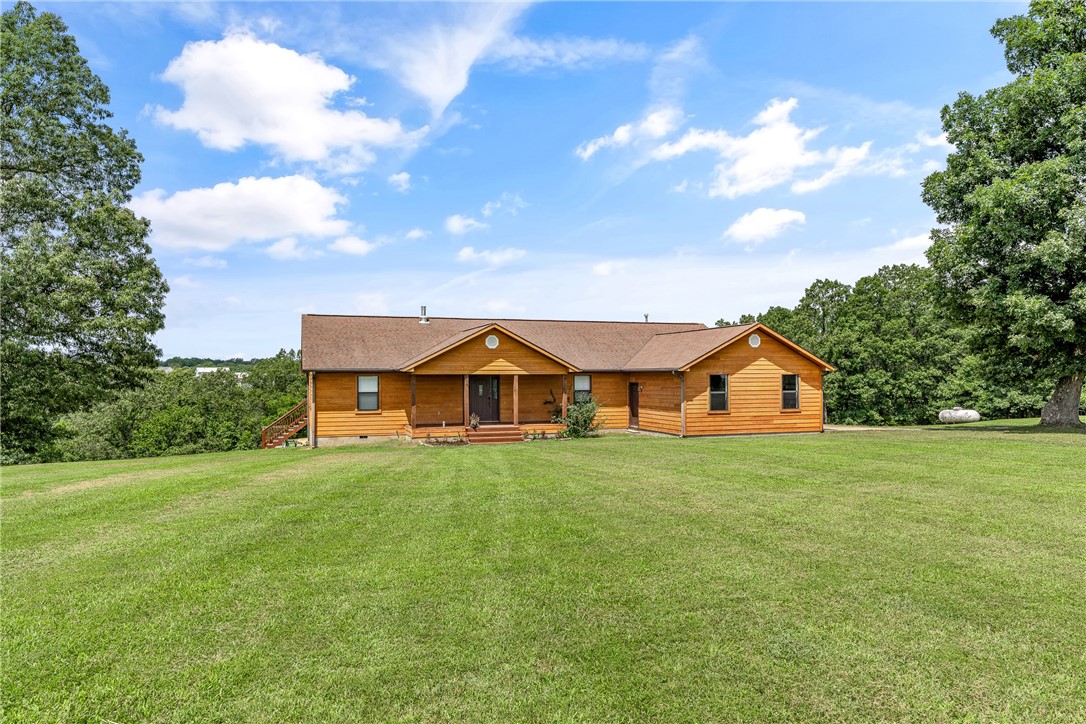 Huntsville, Arkansas, 72740, United States, 3 Bedrooms Bedrooms, ,4 BathroomsBathrooms,Residential,For Sale,1907713