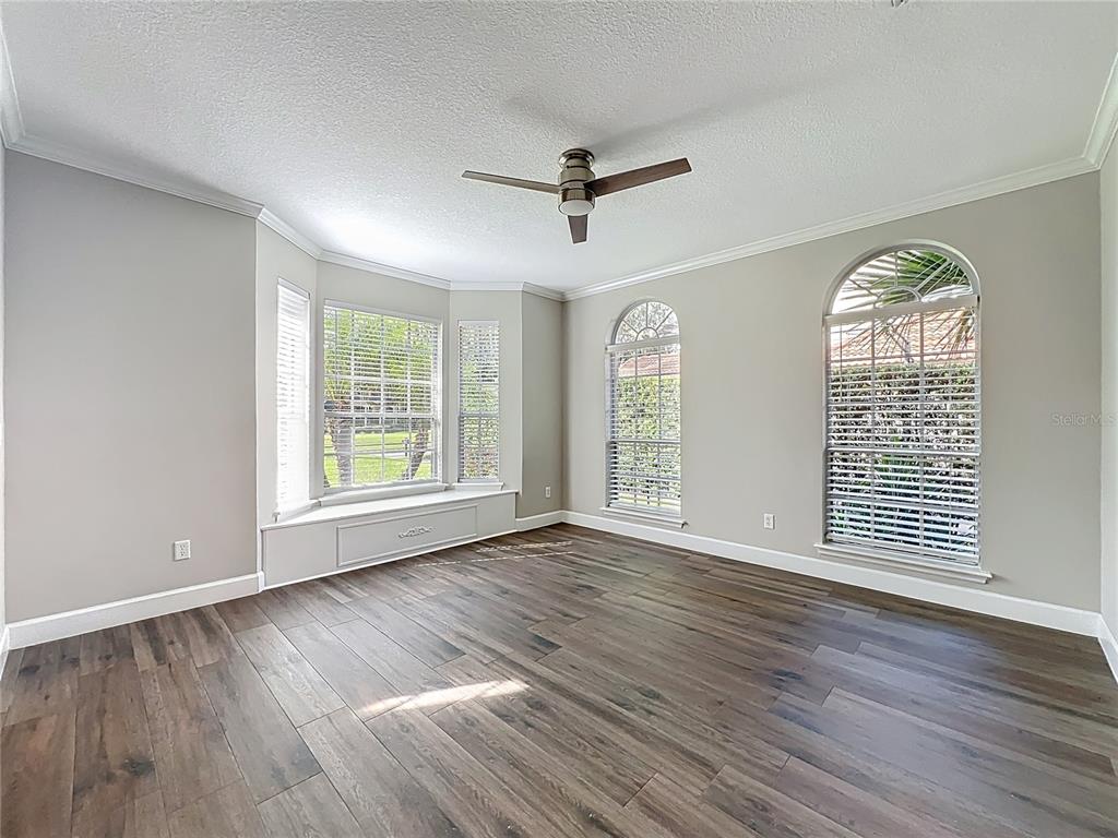 Oviedo, Florida, 32765, United States, 4 Bedrooms Bedrooms, ,3 BathroomsBathrooms,Residential,For Sale,1890783
