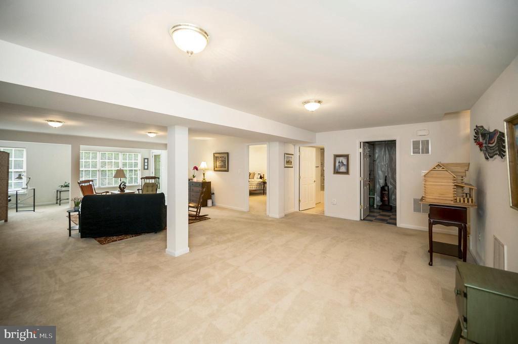 Fredericksburg, Virginia, 22401, United States, 3 Bedrooms Bedrooms, ,3 BathroomsBathrooms,Residential,For Sale,1911277