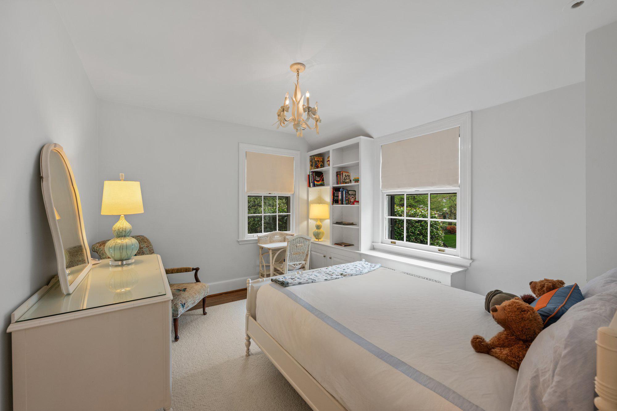  4923 Hillbrook Lane NW, Washington, DC, 20016 - 物件實景