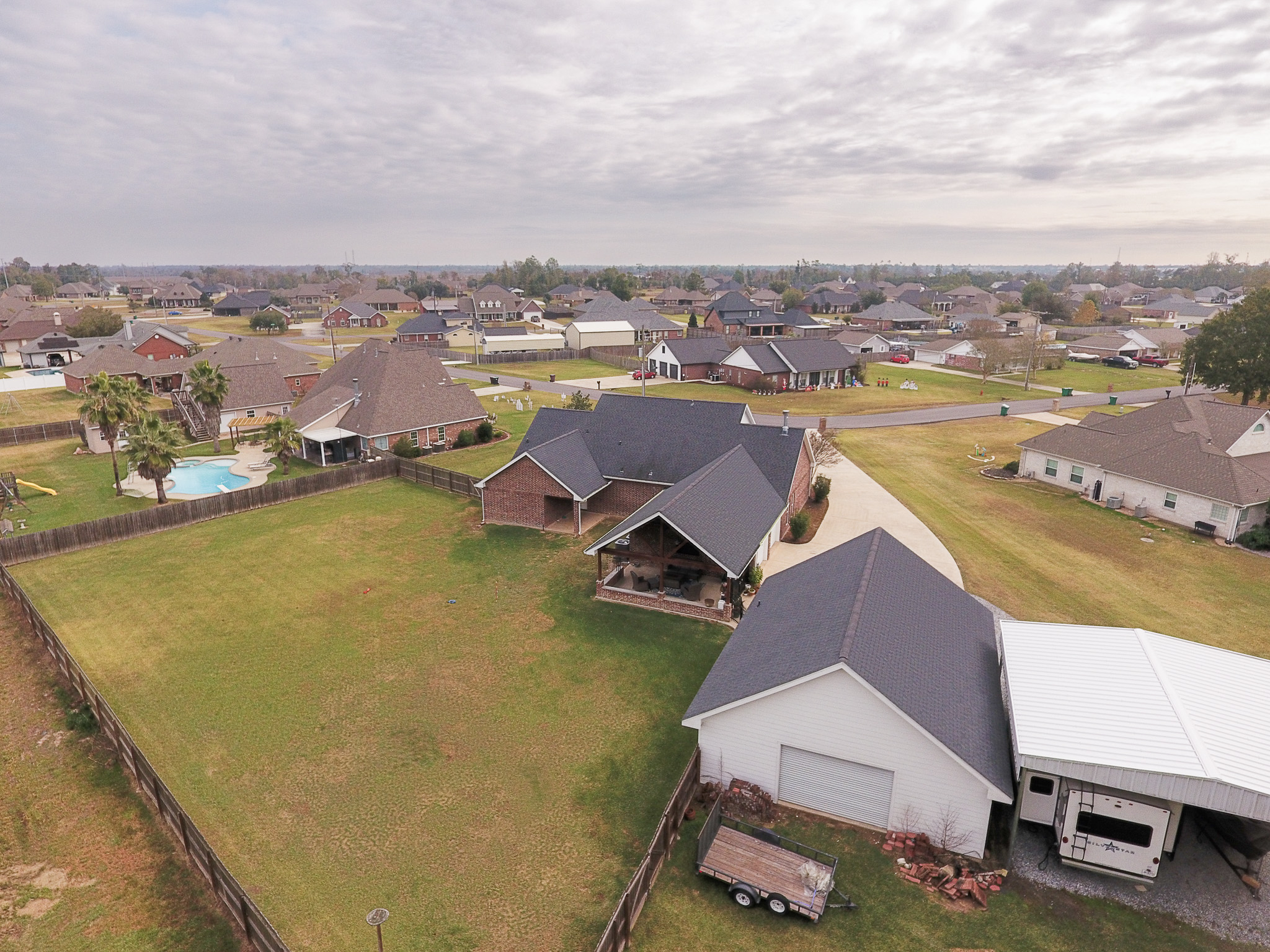 Westlake, Louisiana, 70669, United States, 4 Bedrooms Bedrooms, ,3 BathroomsBathrooms,Residential,For Sale,2001563