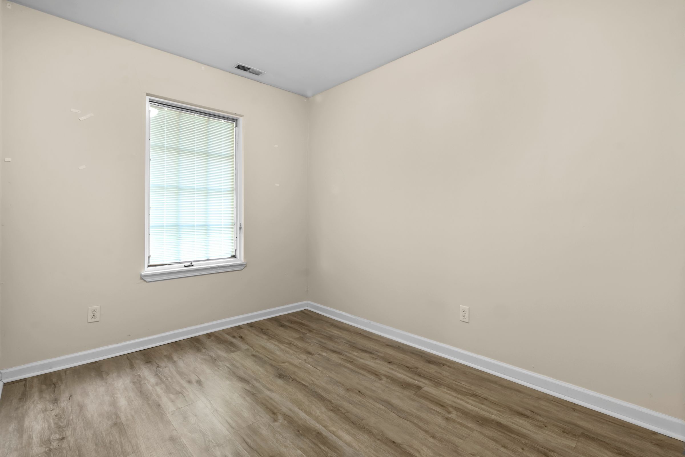 Indianapolis, Indiana, 46240, United States, 14 Bedrooms Bedrooms, ,6 BathroomsBathrooms,Residential,For Sale,1908586