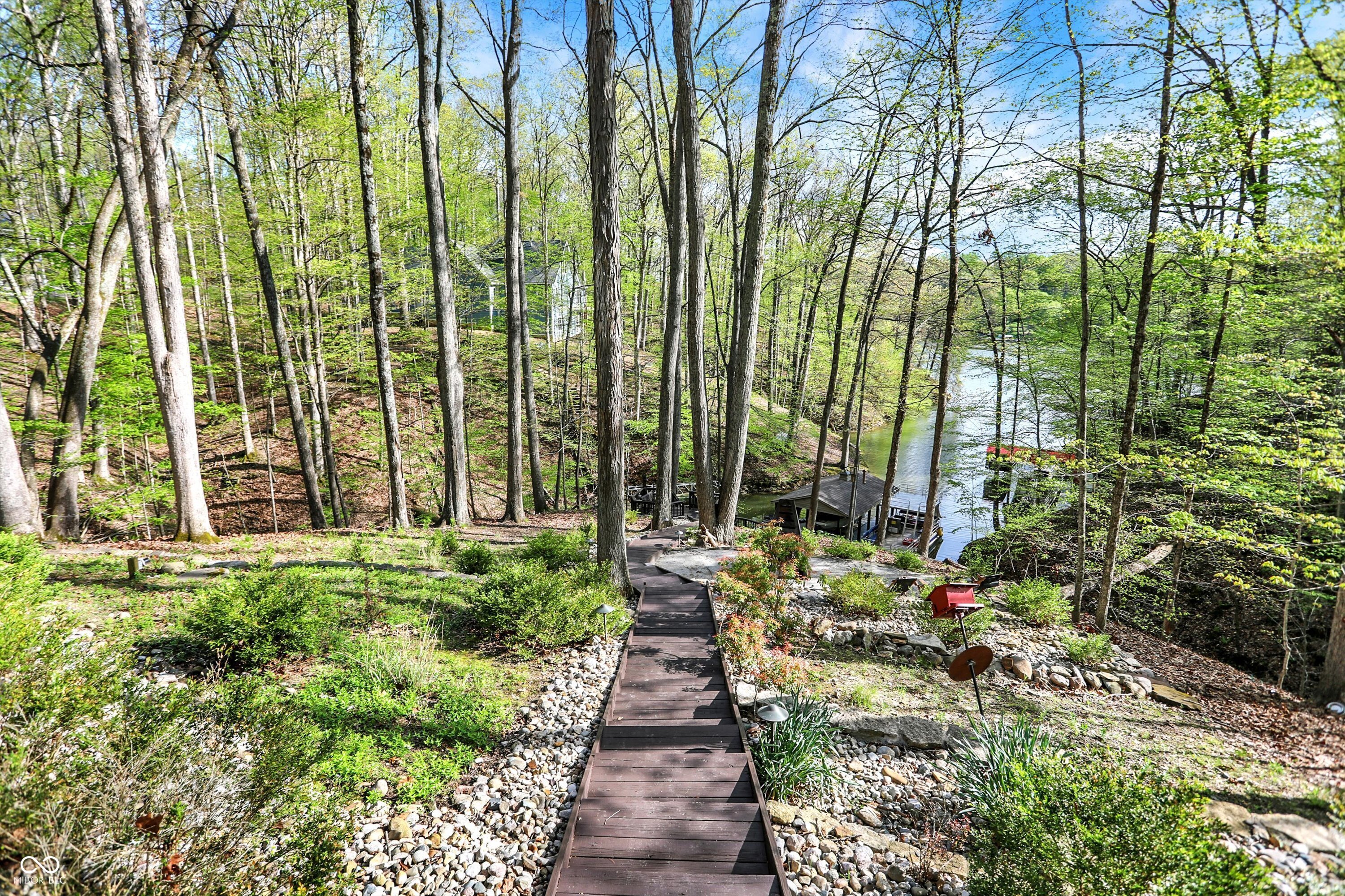 Trafalgar, Indiana, 46181, United States, 4 Bedrooms Bedrooms, ,4 BathroomsBathrooms,Residential,For Sale,1981773