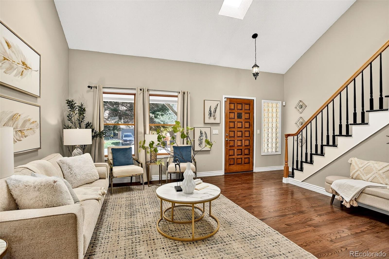 Littleton, Colorado, 80127, United States, 4 Bedrooms Bedrooms, ,2 BathroomsBathrooms,Residential,For Sale,2003001