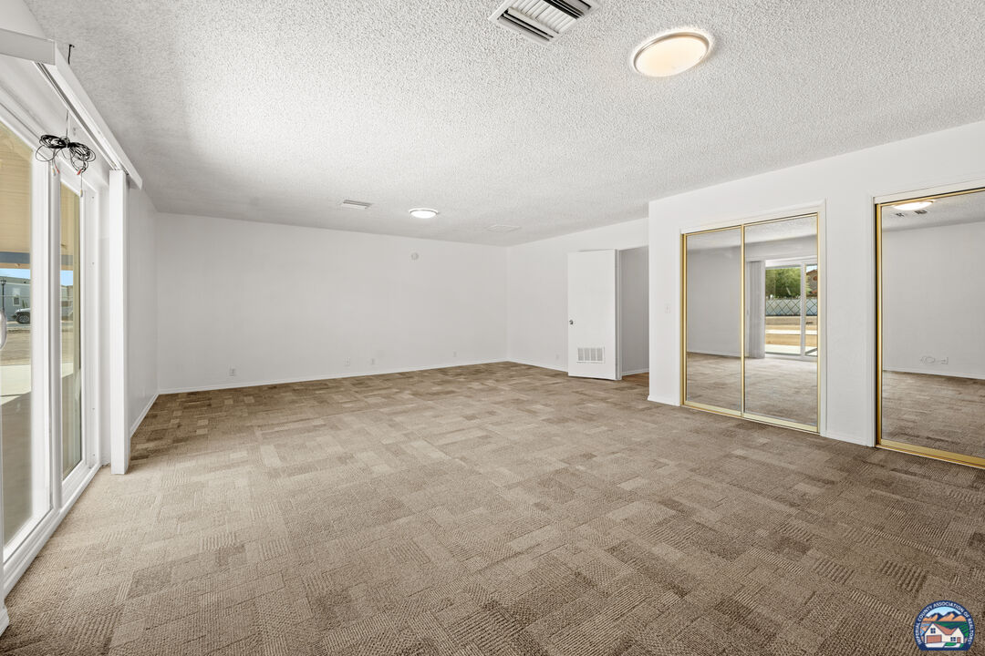 El Centro, California, 92243, United States, 3 Bedrooms Bedrooms, ,2 BathroomsBathrooms,Residential,For Sale,1939319