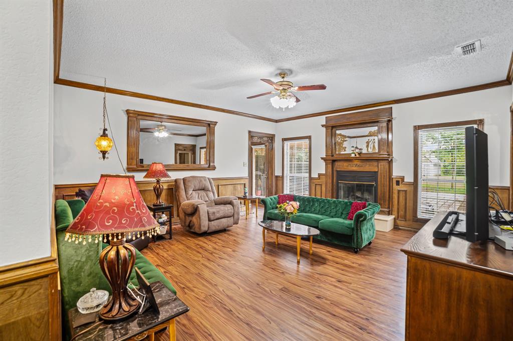 Palmer, Texas, 75152, United States, 4 Bedrooms Bedrooms, ,4 BathroomsBathrooms,Residential,For Sale,1943207