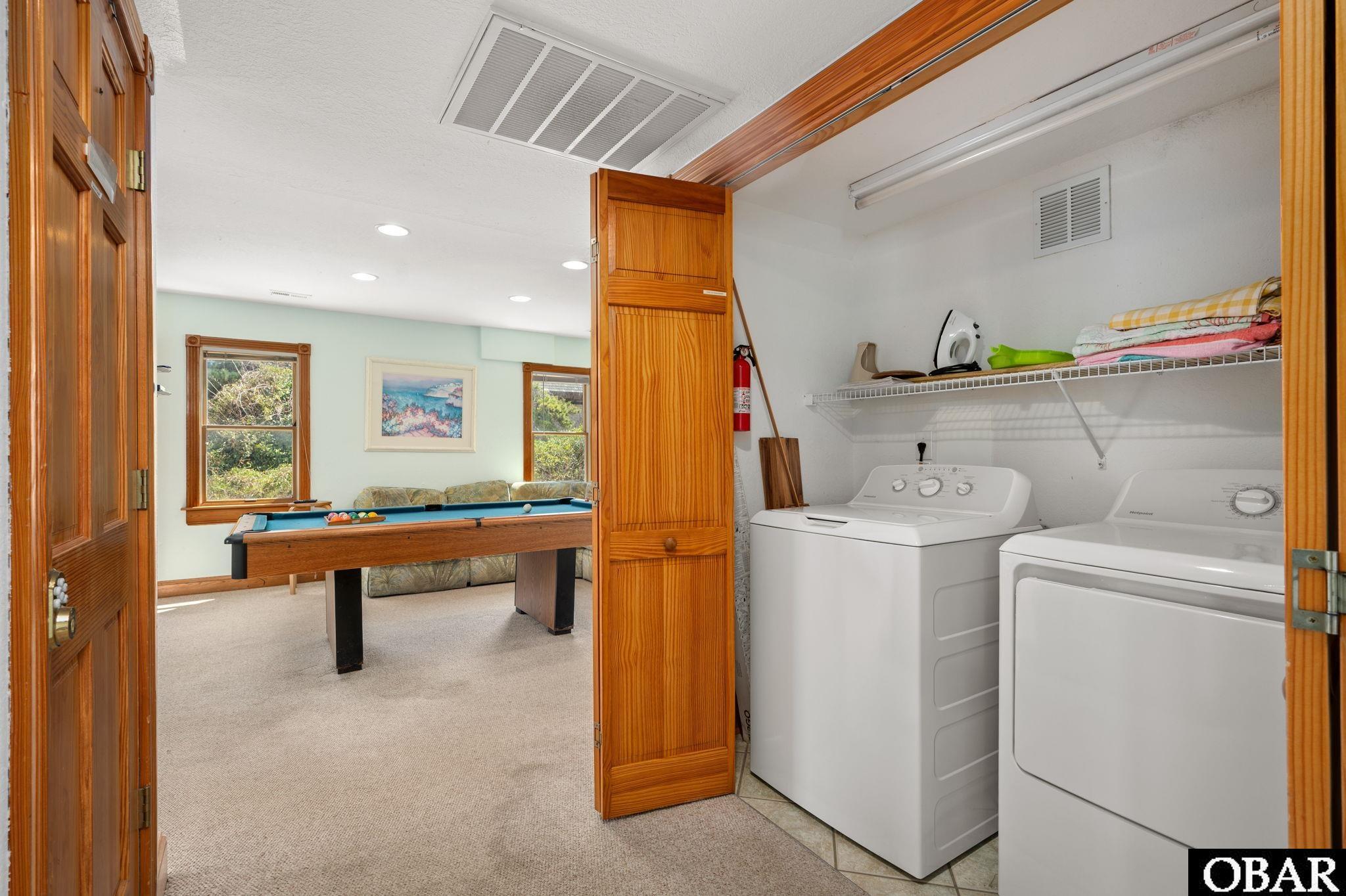 Nags Head, North Carolina, 27959, United States, 6 Bedrooms Bedrooms, ,5 BathroomsBathrooms,Residential,For Sale,1941289
