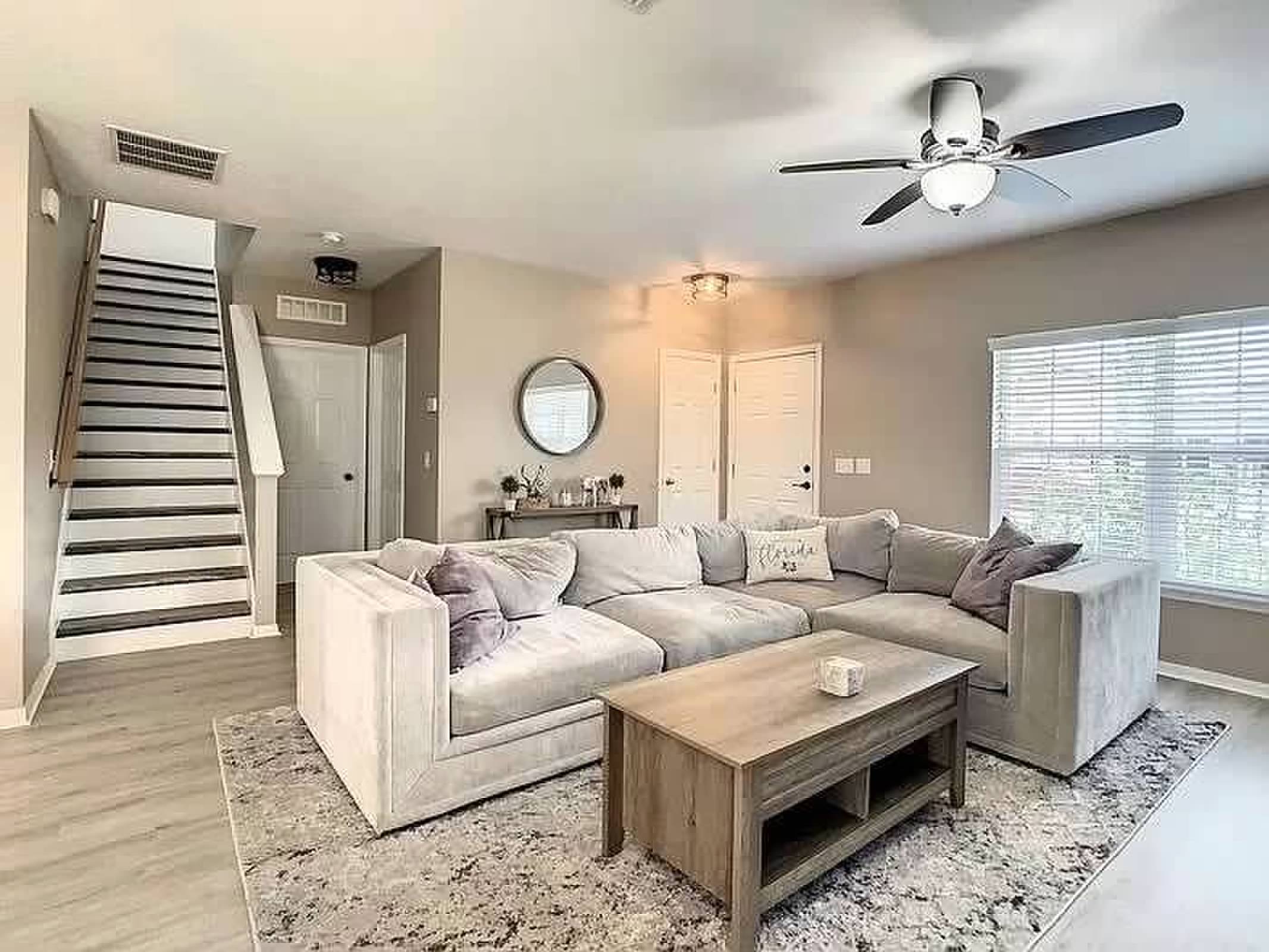 Winter Garden, Florida, 34787, United States, 5 Bedrooms Bedrooms, ,3 BathroomsBathrooms,Residential,For Sale,1935885