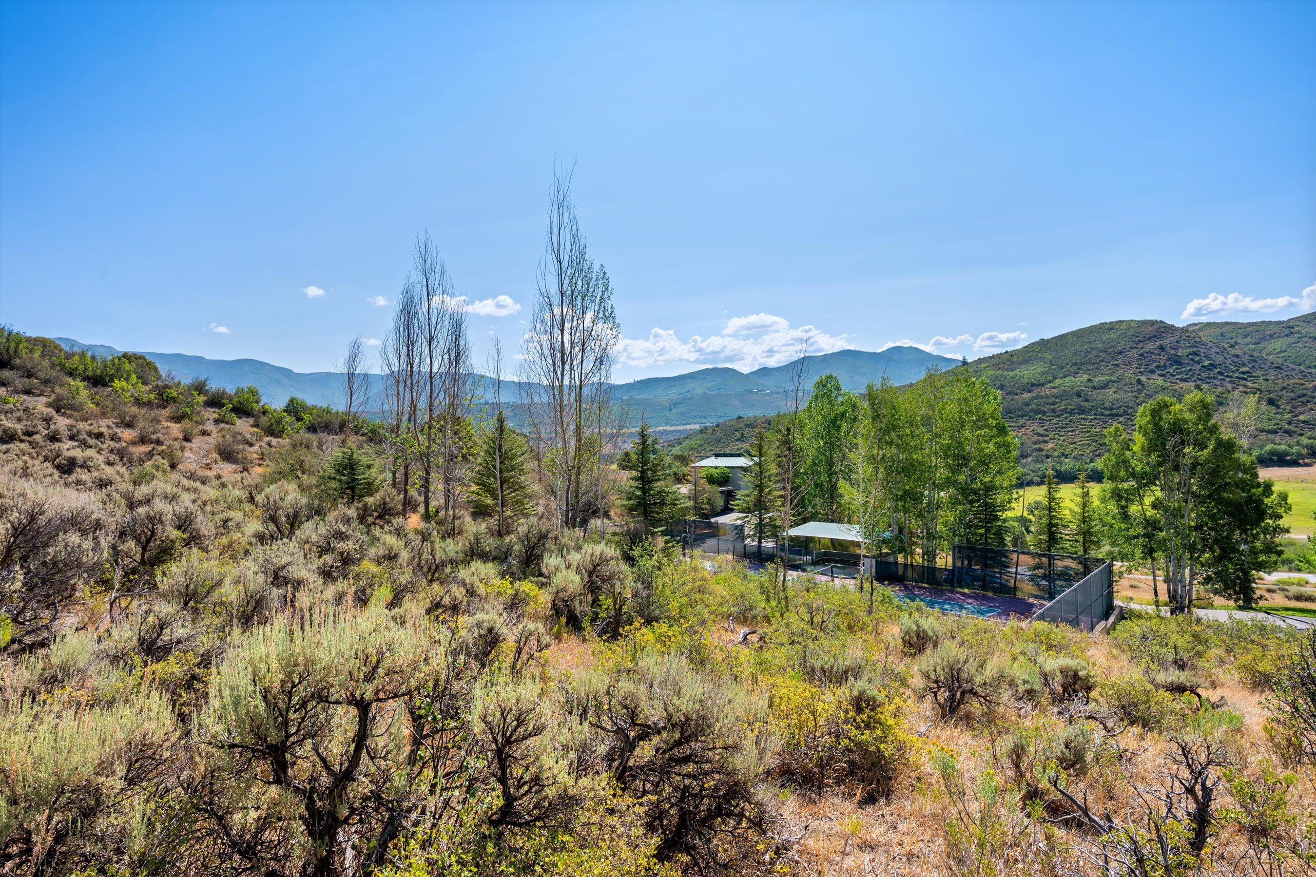  Two Private Acres in Brush Creek Village - 物件實景