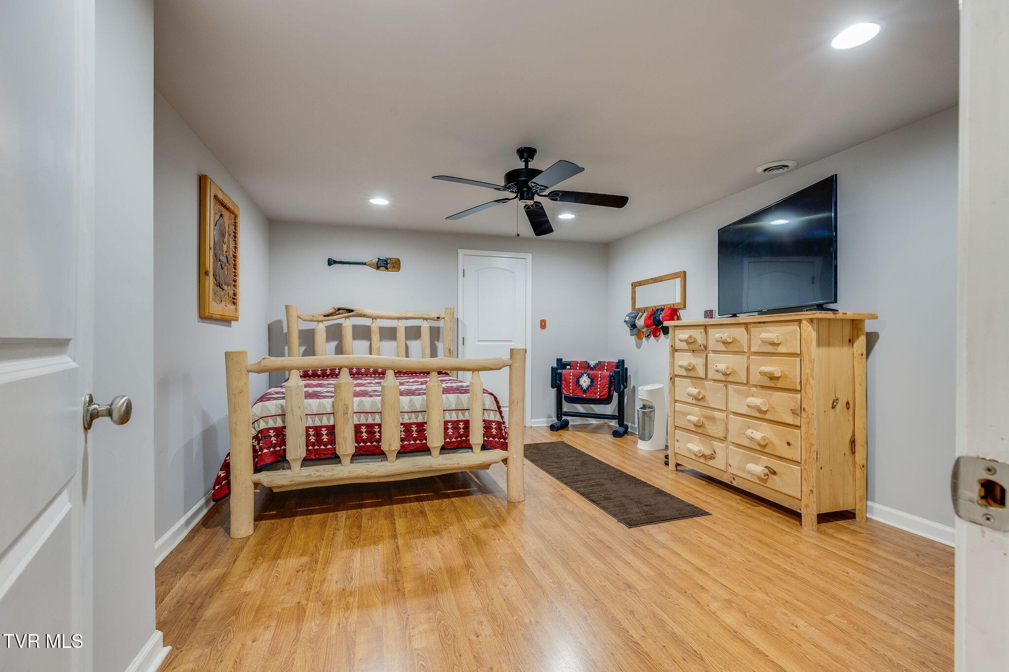 Kingsport, Tennessee, 37663, United States, 4 Bedrooms Bedrooms, ,3 BathroomsBathrooms,Residential,For Sale,1872965