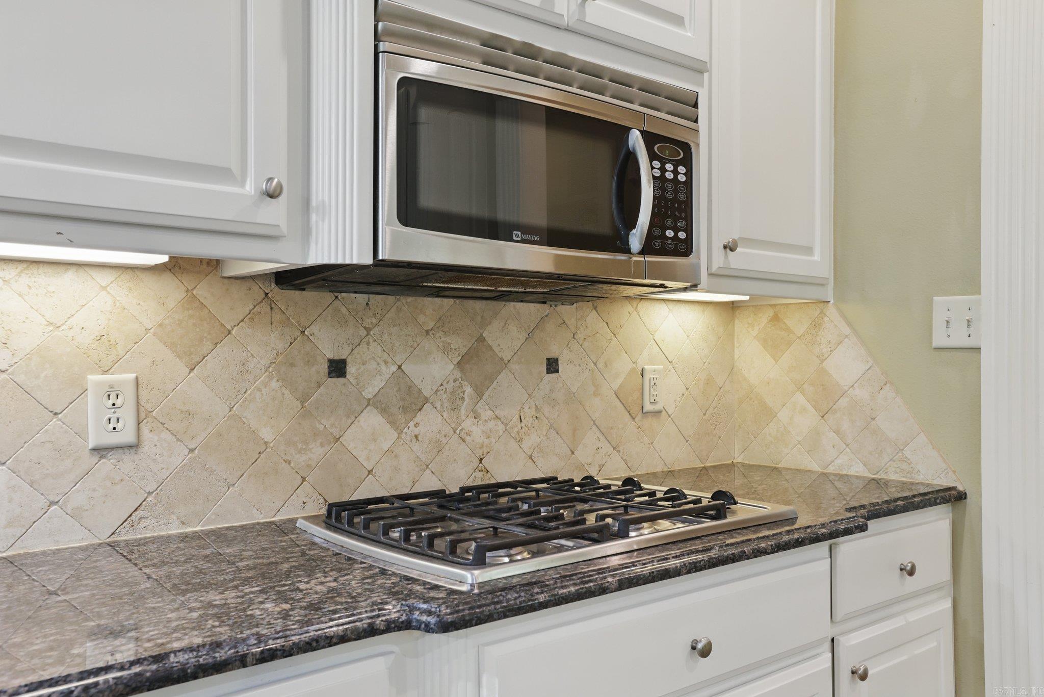 Little Rock, Arkansas, 72211, United States, 4 Bedrooms Bedrooms, ,4 BathroomsBathrooms,Residential,For Sale,1950270