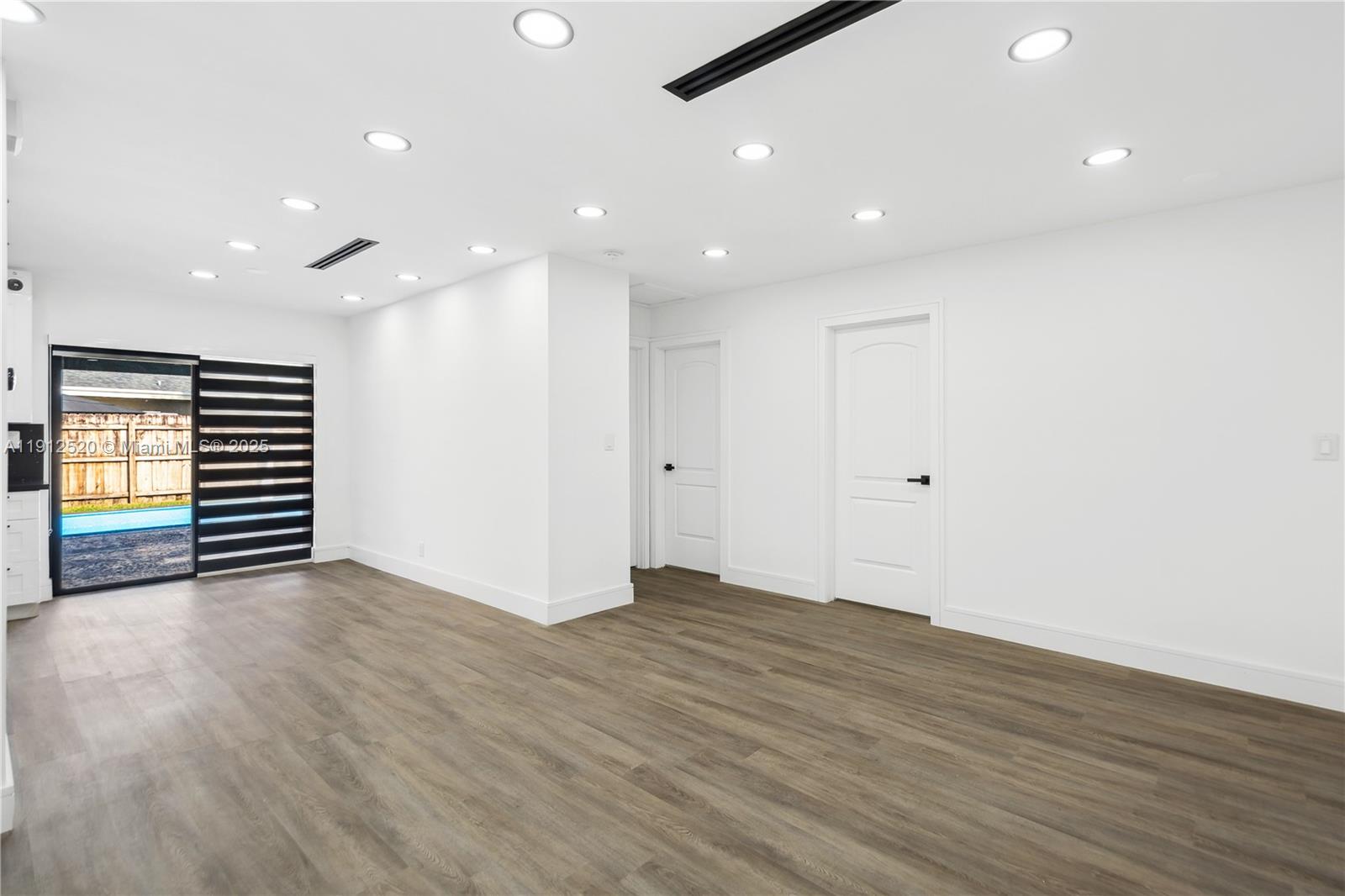 Margate, Florida, 33063, United States, 4 Bedrooms Bedrooms, ,2 BathroomsBathrooms,Residential,For Sale,1990228