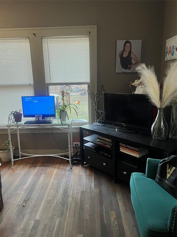 Dallas, Texas, 75214, United States, 2 Bedrooms Bedrooms, ,2 BathroomsBathrooms,Residential,For Sale,2006486