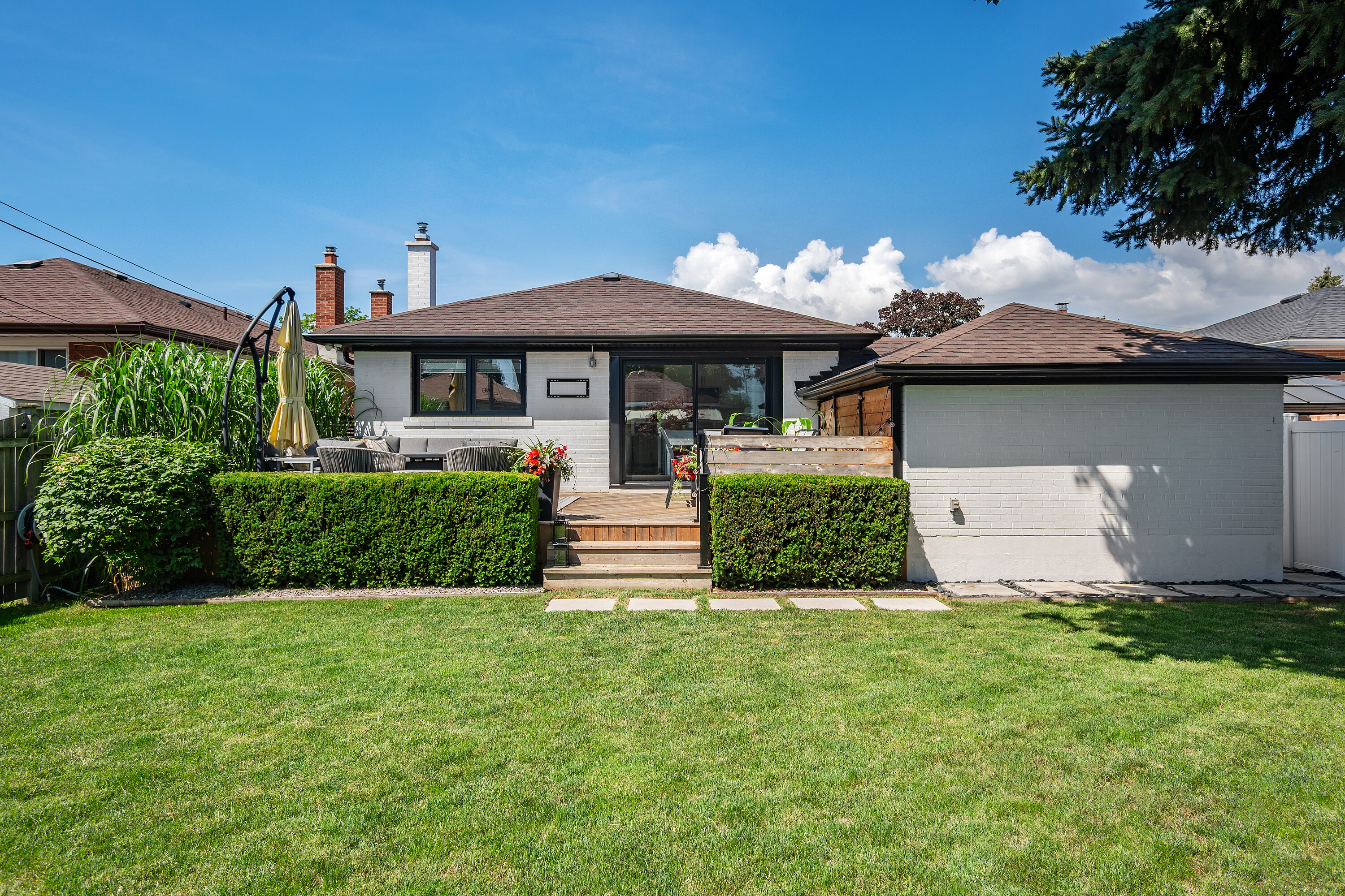  Exceptional Eringate Home - 物件實景