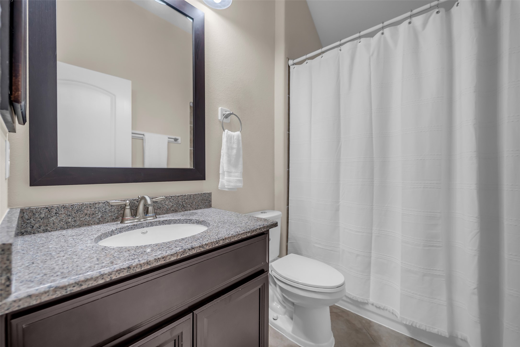 Katy, Texas, 77494, United States, 4 Bedrooms Bedrooms, ,2 BathroomsBathrooms,Residential,For Sale,1947039