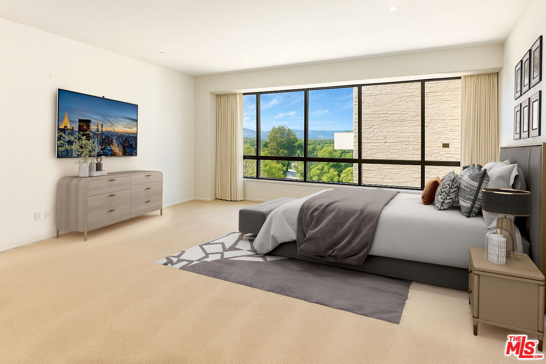 Los Angeles, California, 90024, United States, 2 Bedrooms Bedrooms, ,3 BathroomsBathrooms,Residential,For Sale,1883580
