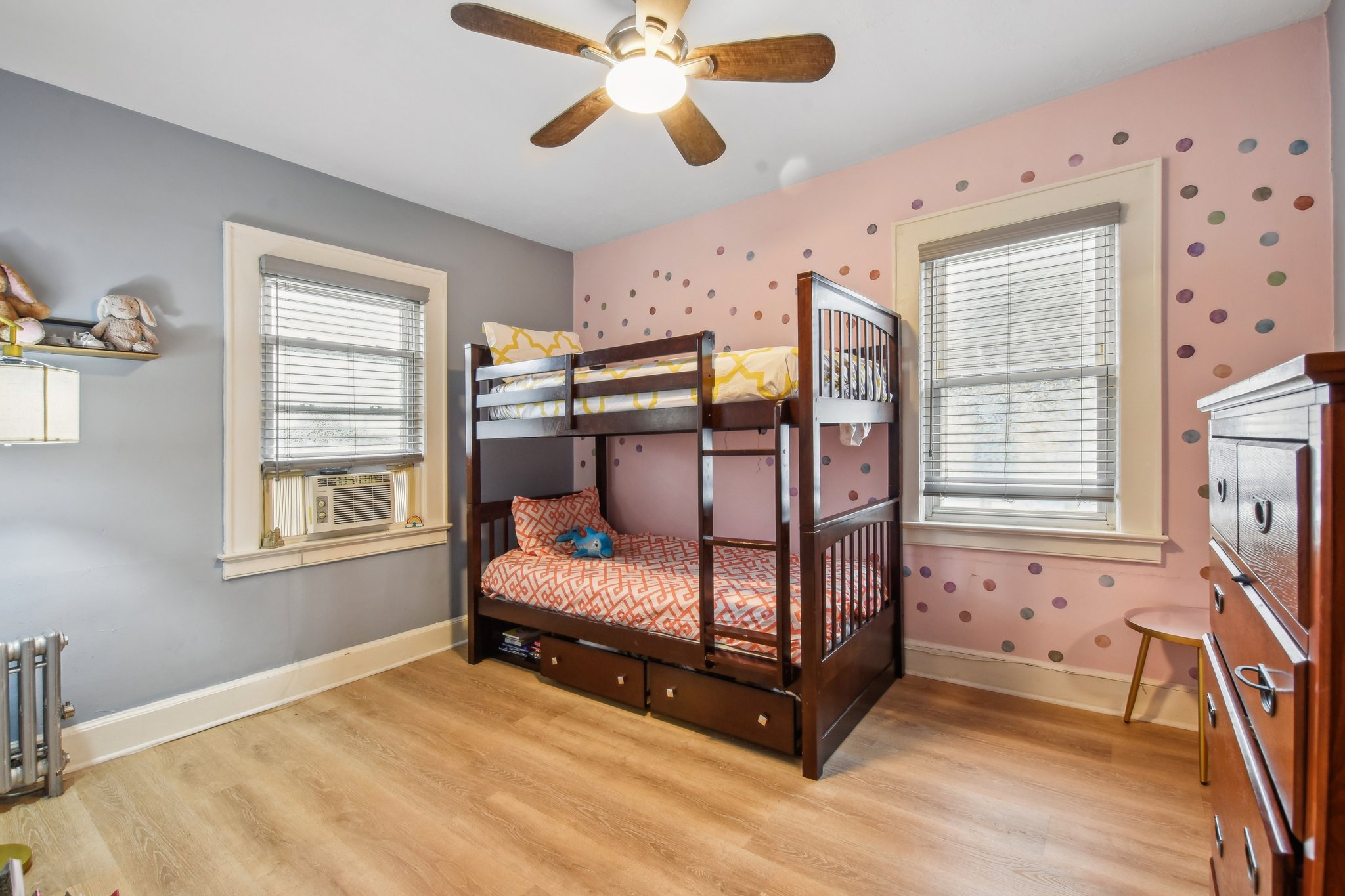 Bloomfield Twp., New Jersey, 07003, United States, 4 Bedrooms Bedrooms, ,3 BathroomsBathrooms,Residential,For Sale,1983850