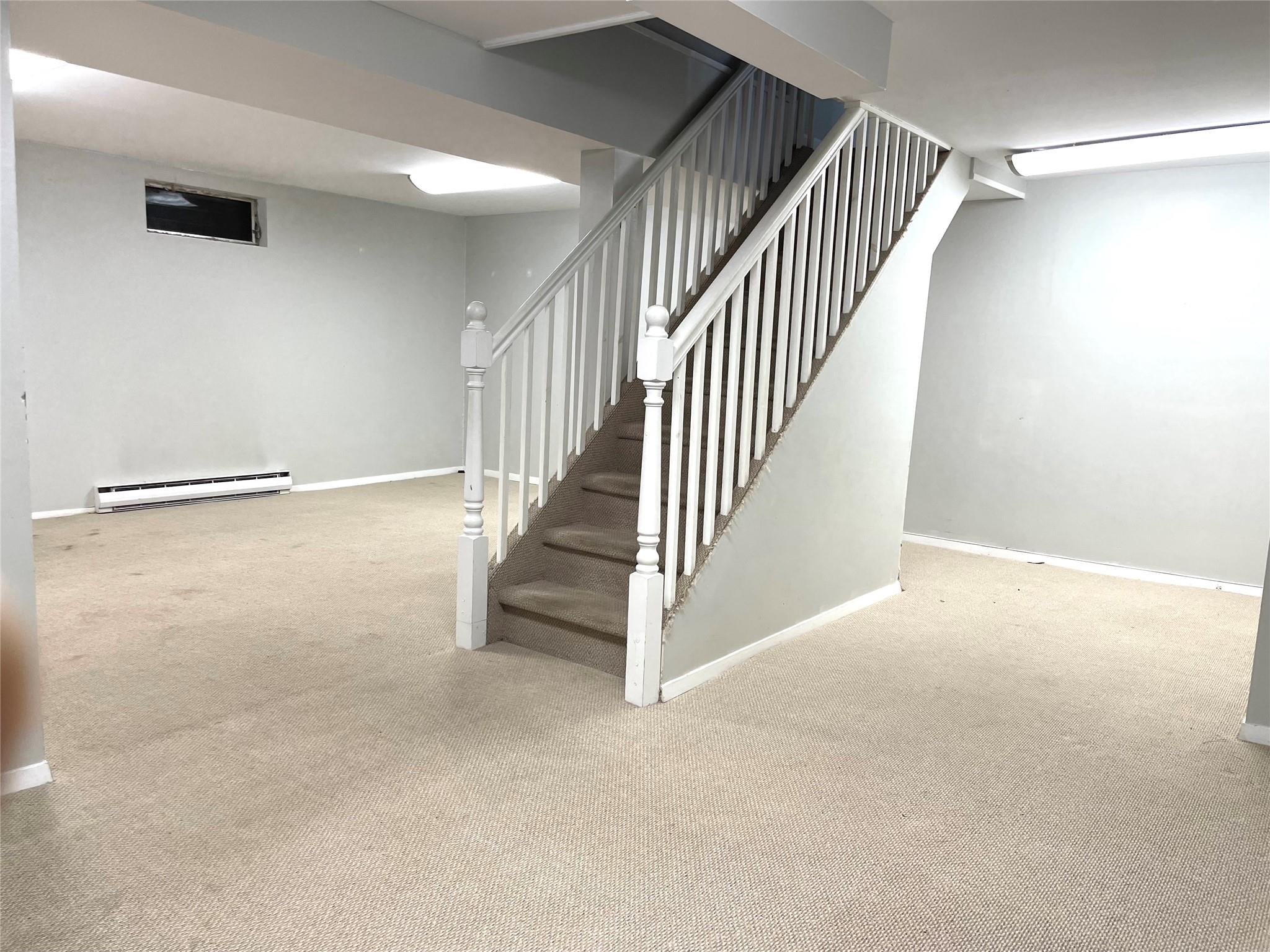 Plainview, New York, 11803, United States, 3 Bedrooms Bedrooms, ,2 BathroomsBathrooms,Residential,For Sale,1751555