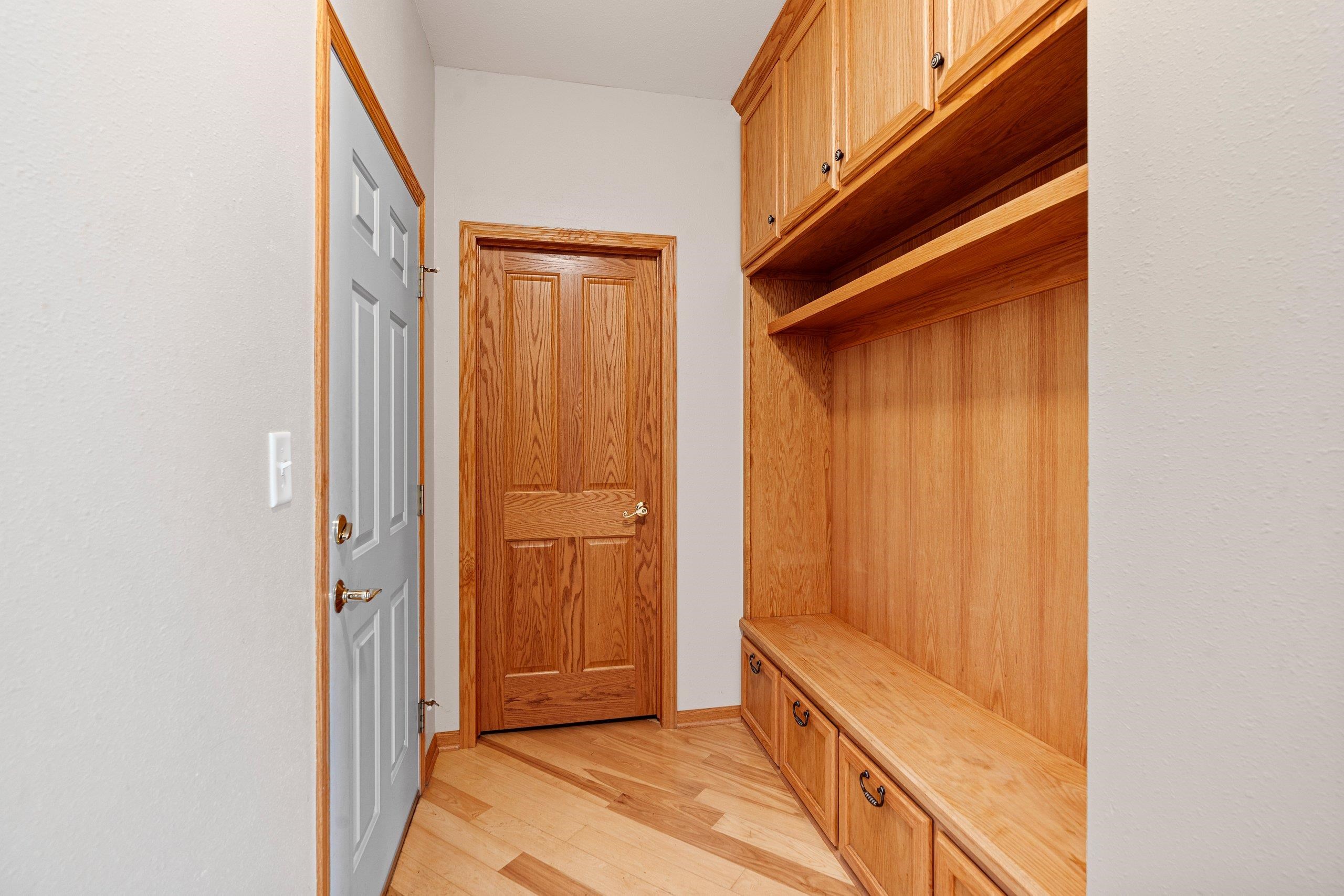 CHILTON, Wisconsin, 53014, United States, 5 Bedrooms Bedrooms, ,6 BathroomsBathrooms,Residential,For Sale,1927210
