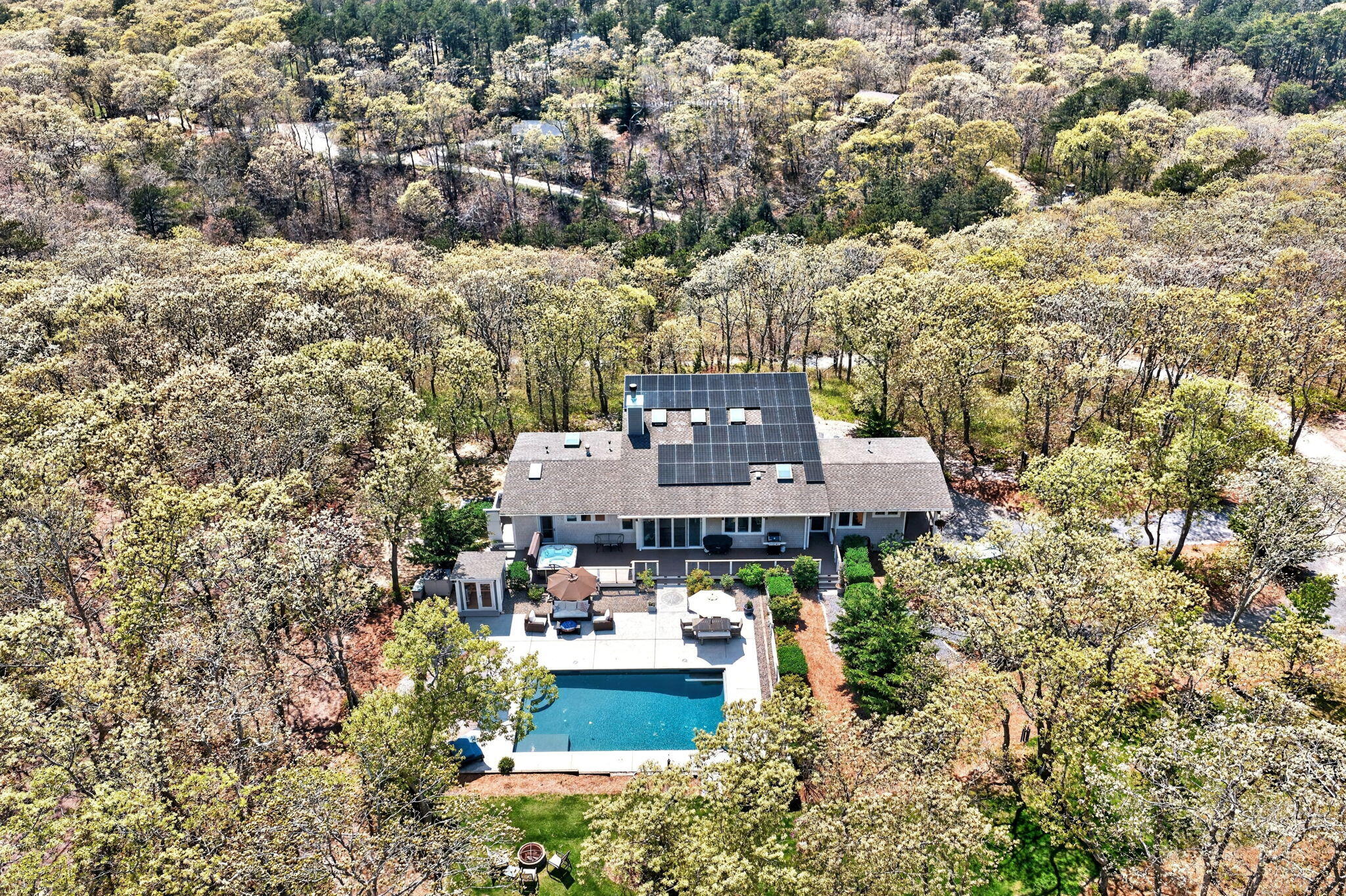  Seashore Serenity on 4.72 Acres with Pool, Guest Cottage & Sunset Views - 物件實景