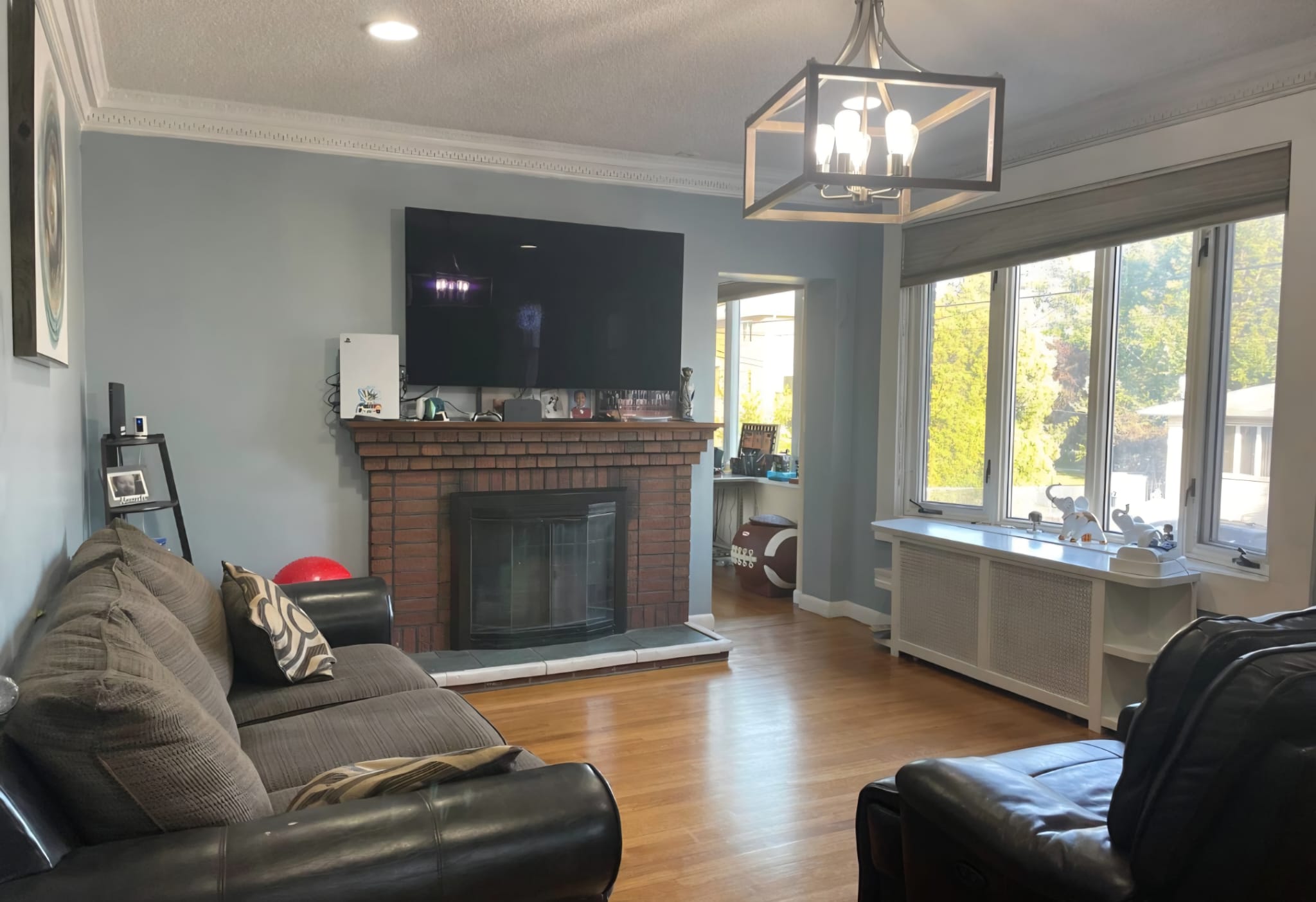 Little Ferry, New Jersey, 07643, United States, 5 Bedrooms Bedrooms, ,4 BathroomsBathrooms,Residential,For Sale,1978950