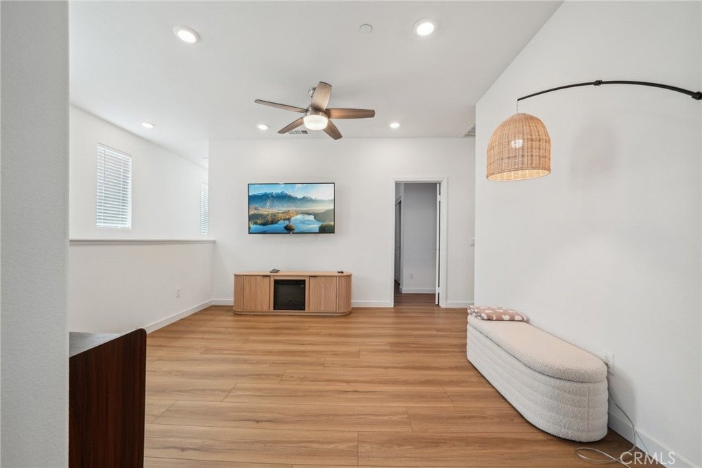 Fontana, California, 92336, United States, 3 Bedrooms Bedrooms, ,3 BathroomsBathrooms,Residential,For Sale,1828389