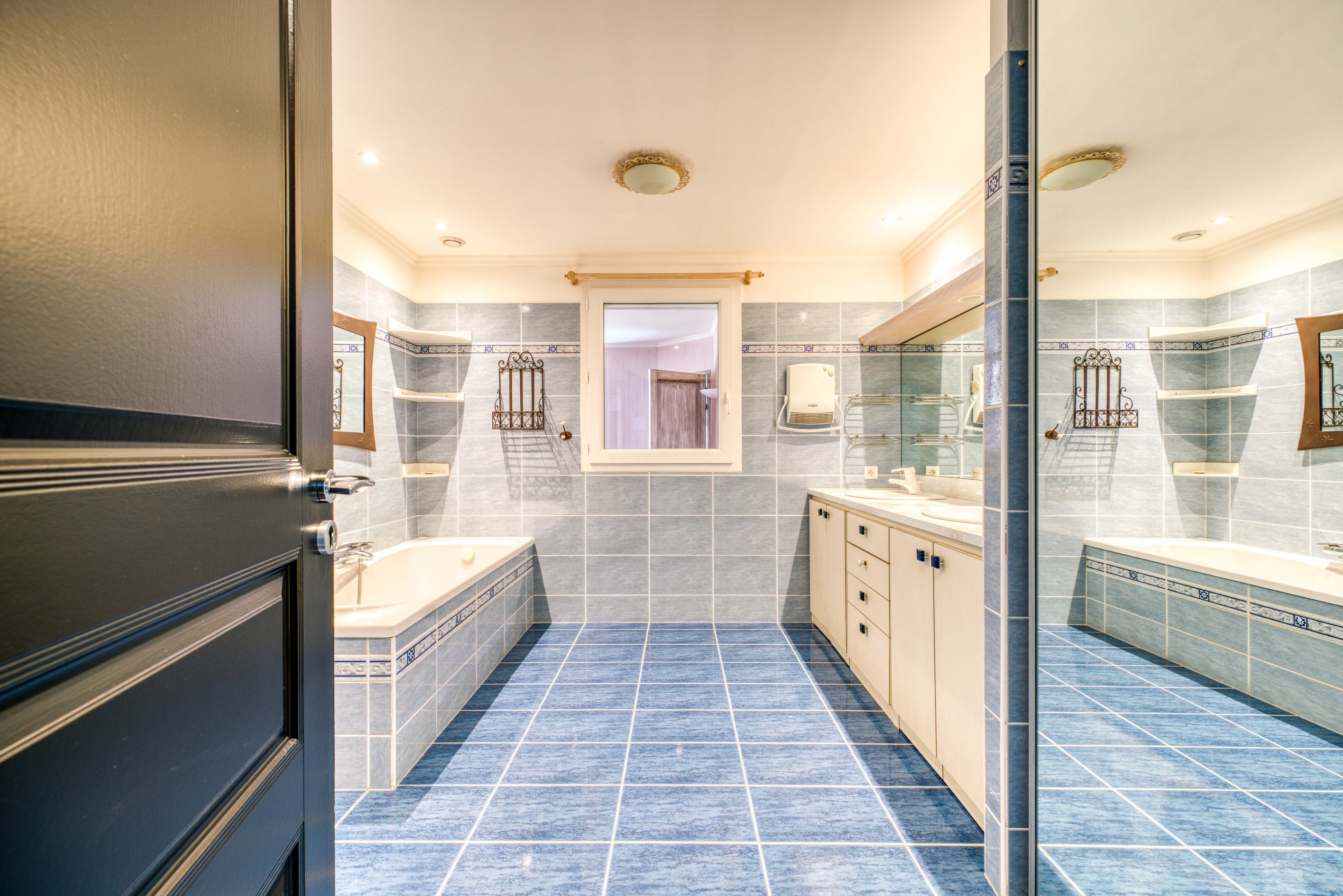  Exceptional architect-designed 533 sqm villa, with nothing but the tranquility … - 物件實景
