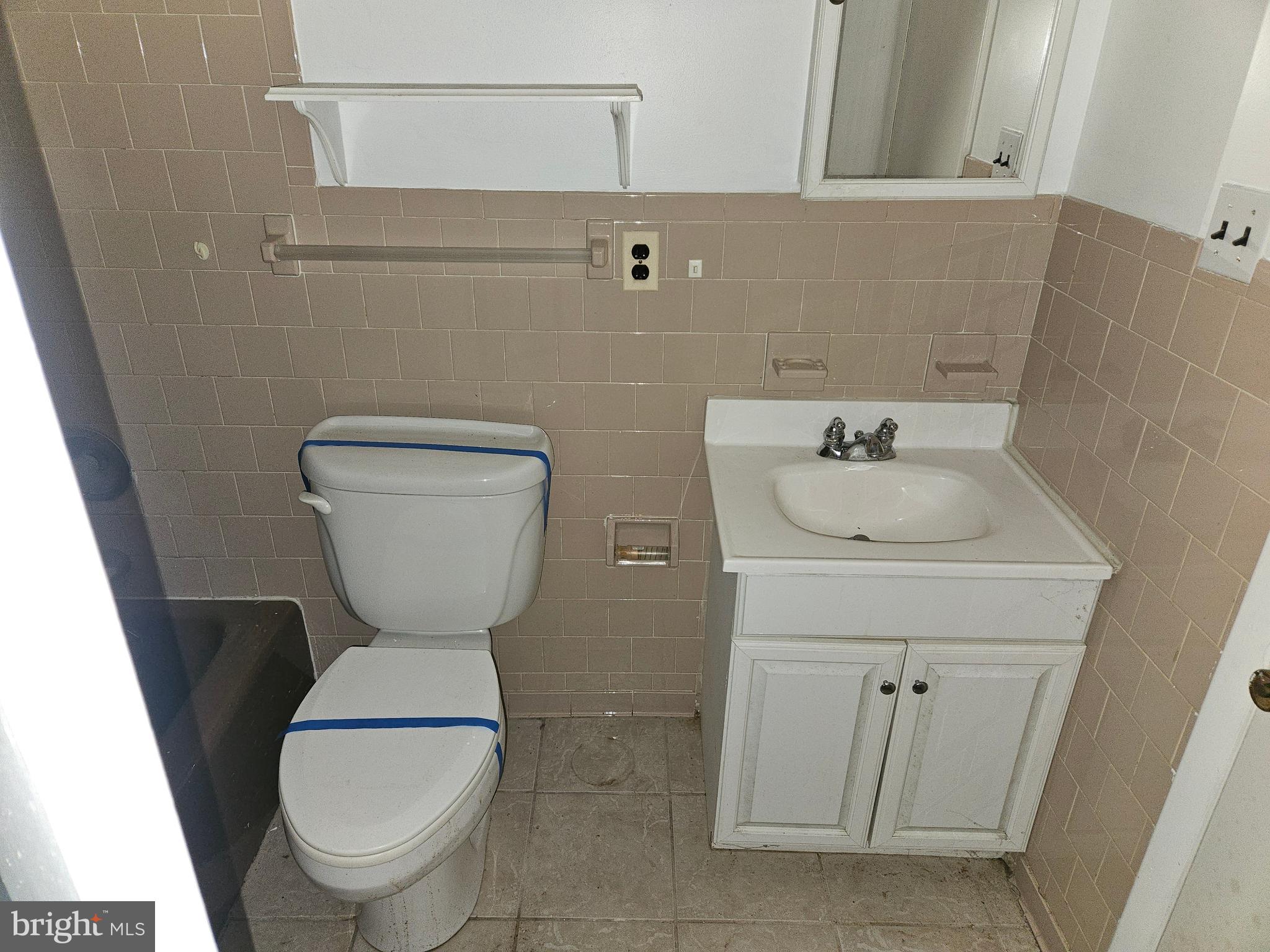 Millersville, Maryland, 21108, United States, 5 Bedrooms Bedrooms, ,3 BathroomsBathrooms,Residential,For Sale,1881579