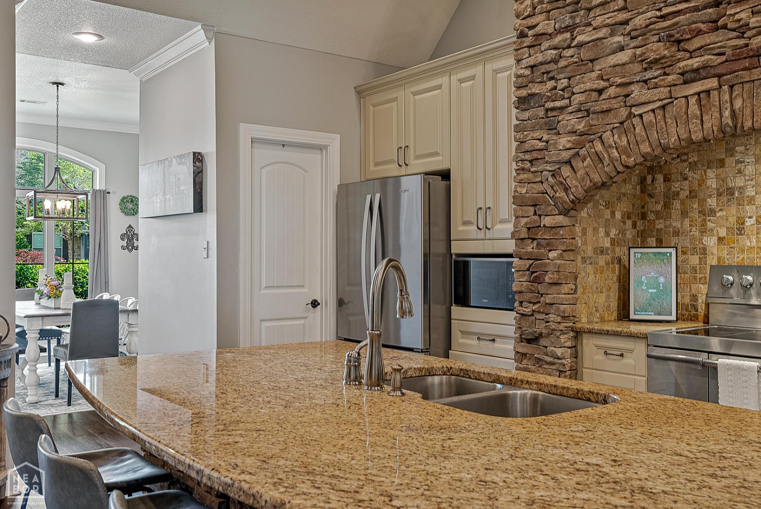 Jonesboro, Arkansas, 72404, United States, ,4 BathroomsBathrooms,Residential,For Sale,1978078