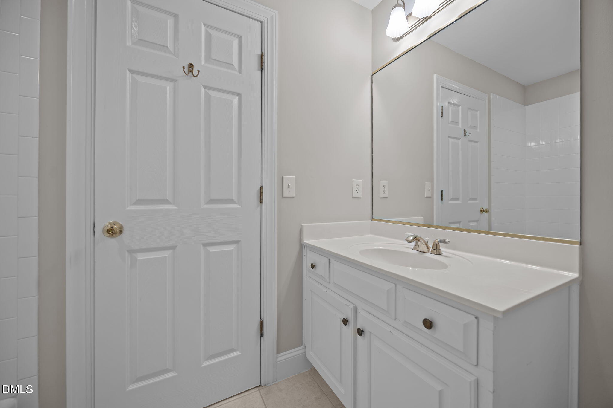 Raleigh, North Carolina, 27615, United States, 5 Bedrooms Bedrooms, ,5 BathroomsBathrooms,Residential,For Sale,1987542